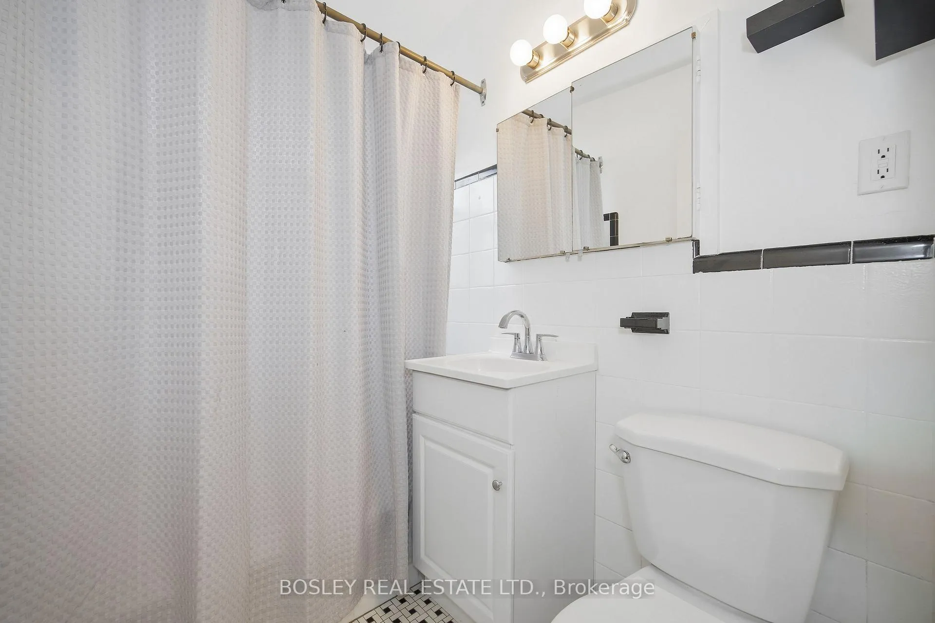 Photo 34 of 9 Love Crescent, Toronto, East End-Danforth — HOMEH