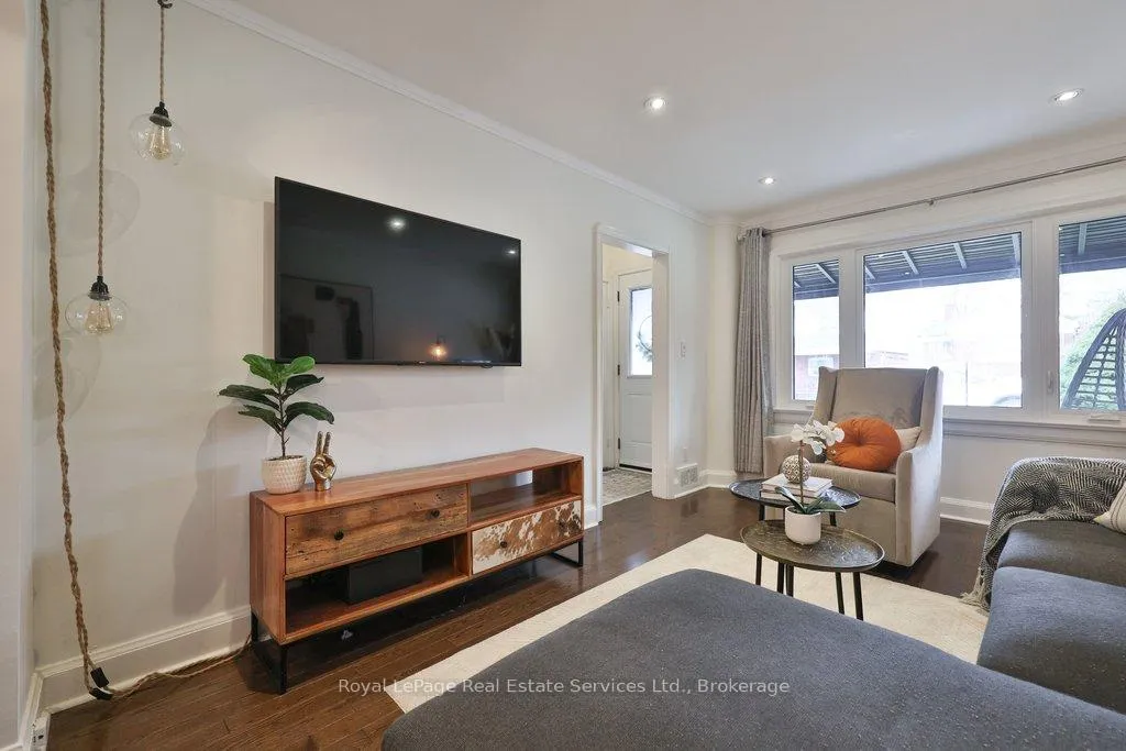 Photo 8 of 177 Cameron Avenue, Toronto, Keelesdale-Eglinton West — HOMEH