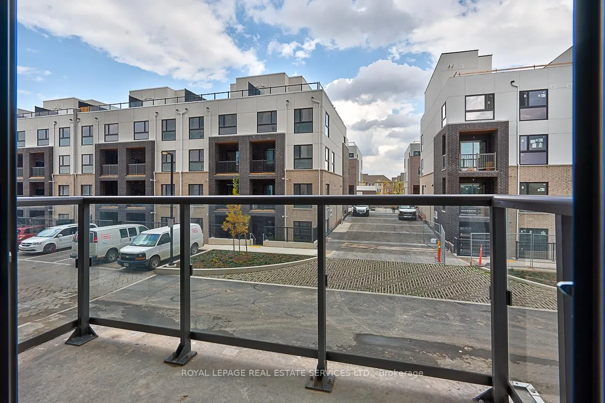 Photo 12 of Unit 202, 345 Wheat Boom Drive, Oakville, Joshua Meadows — HOMEH