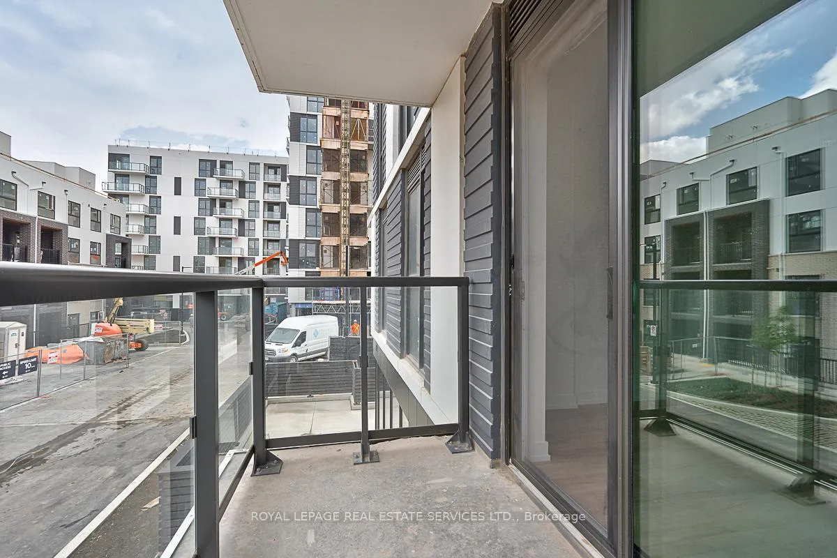 Photo 13 of Unit 202, 345 Wheat Boom Drive, Oakville, Joshua Meadows — HOMEH