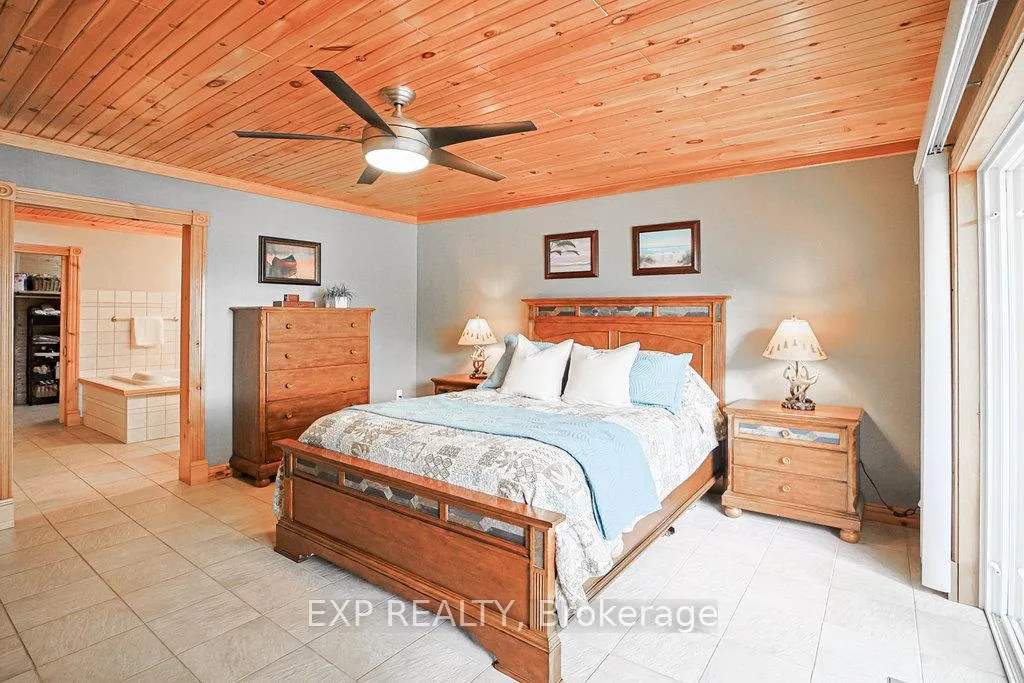 Photo 18 of 27 Sylvan Drive, North Kawartha — HOMEH