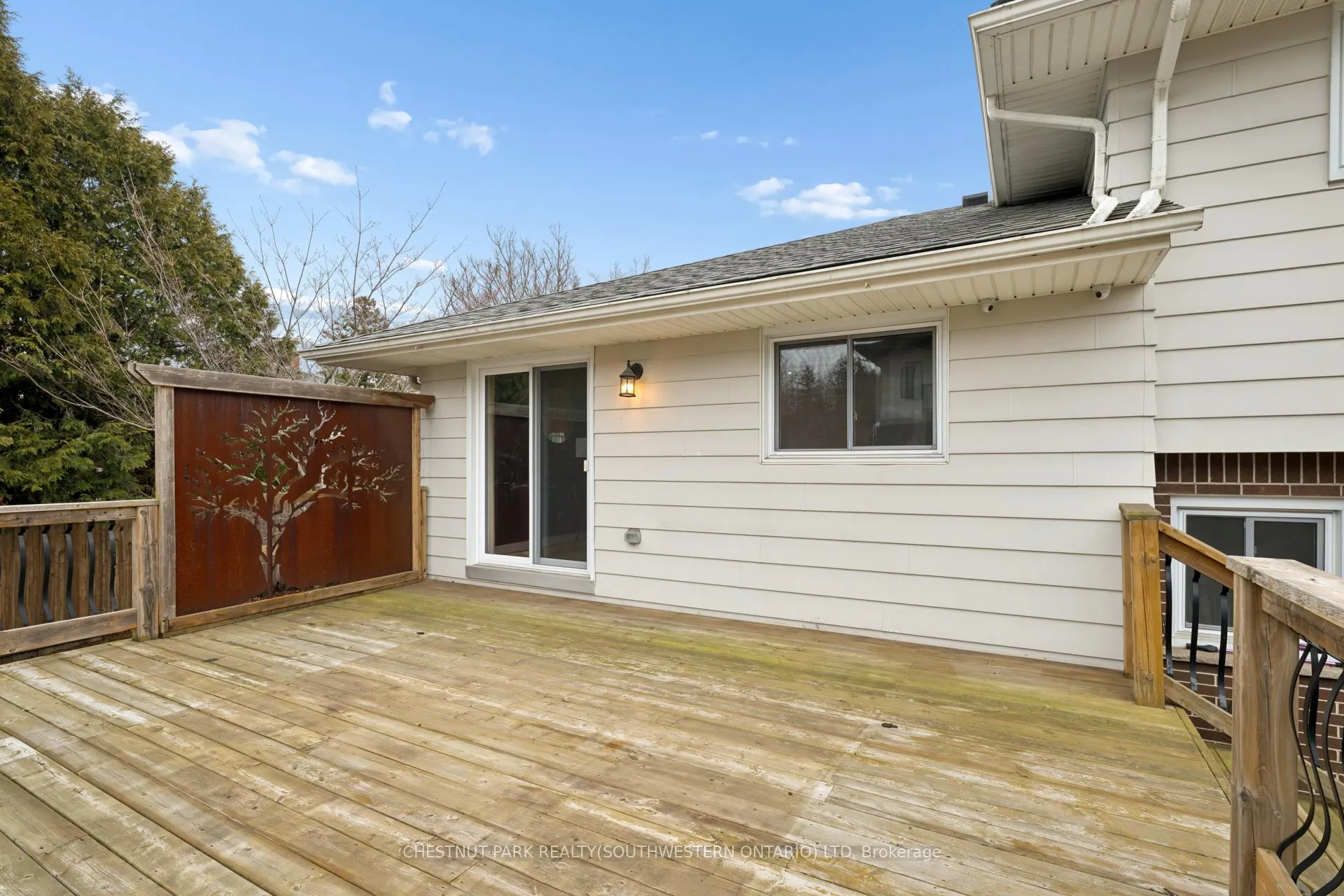 Photo 32 of 19 Douglas Road, Hamilton, Ancaster — HOMEH
