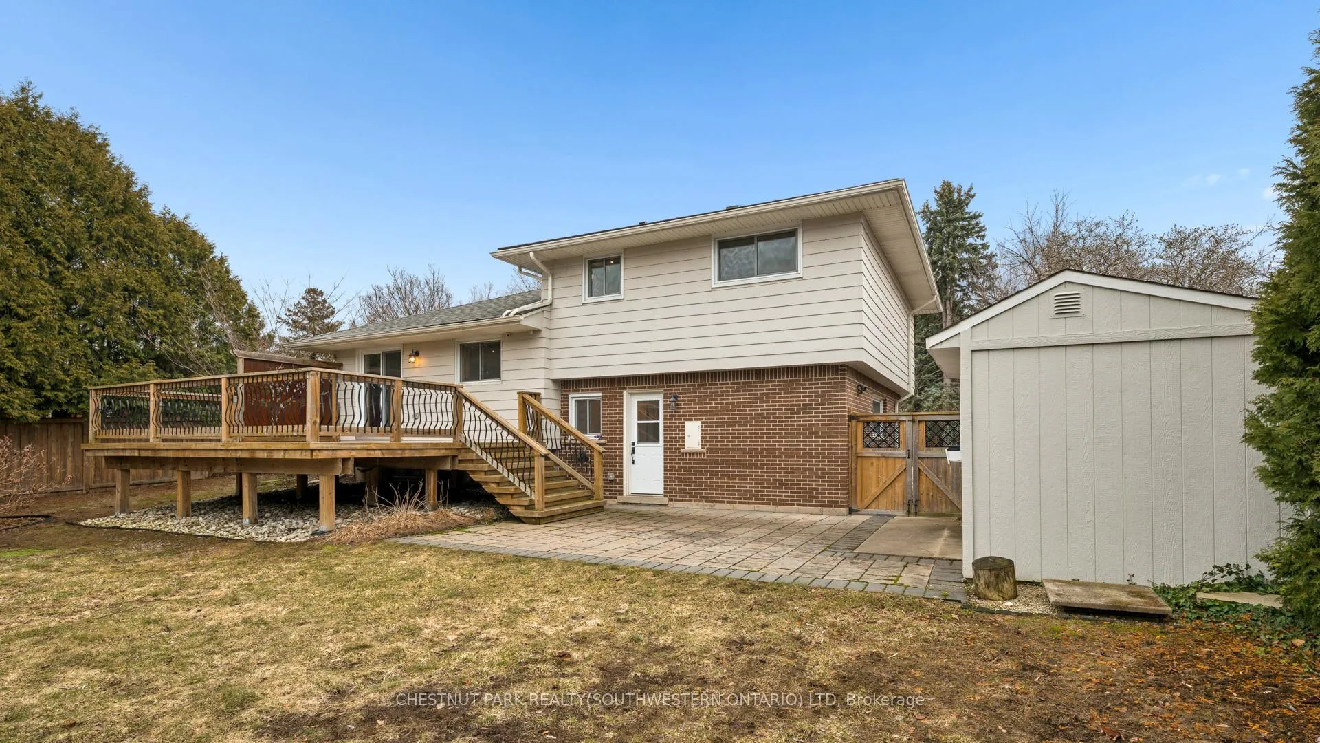 Photo 33 of 19 Douglas Road, Hamilton, Ancaster — HOMEH