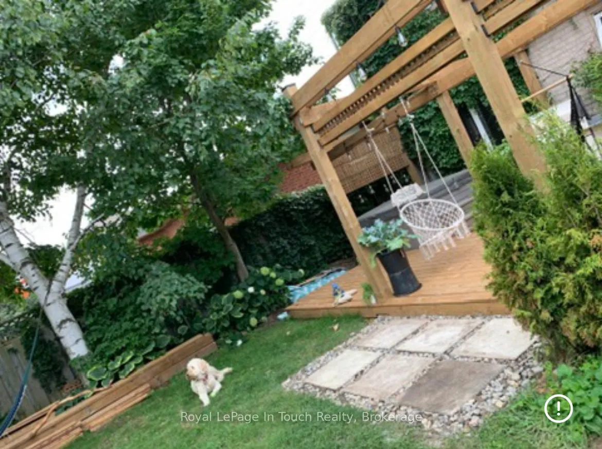 Photo 4 of 153 Ferndale Drive S, Barrie, Ardagh — HOMEH
