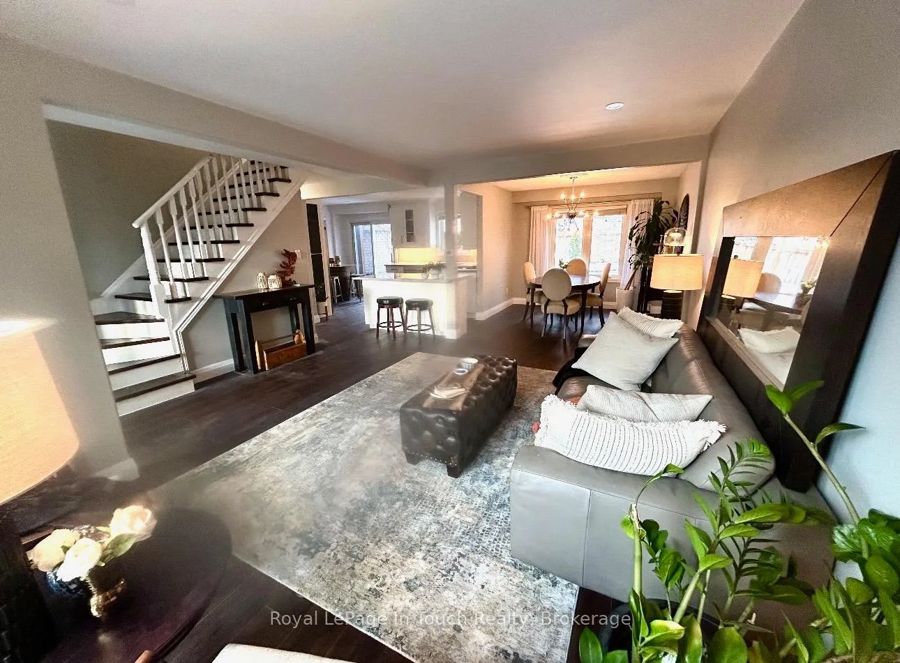 Photo 8 of 153 Ferndale Drive S, Barrie, Ardagh — HOMEH