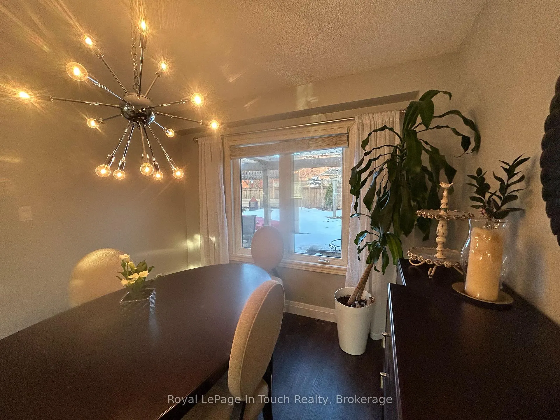 Photo 10 of 153 Ferndale Drive S, Barrie, Ardagh — HOMEH