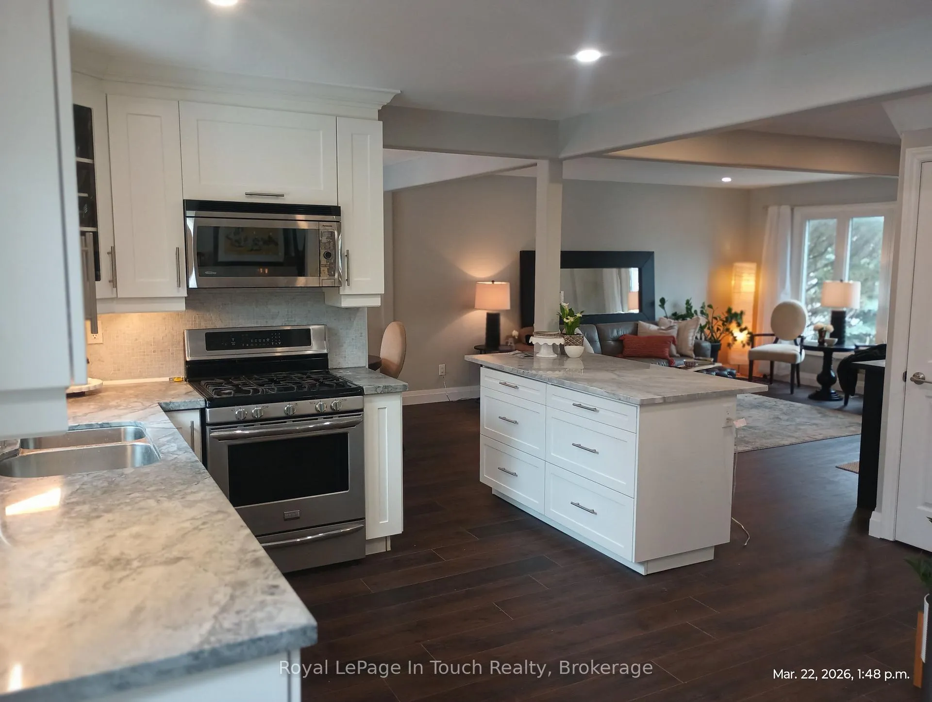 Photo 12 of 153 Ferndale Drive S, Barrie, Ardagh — HOMEH