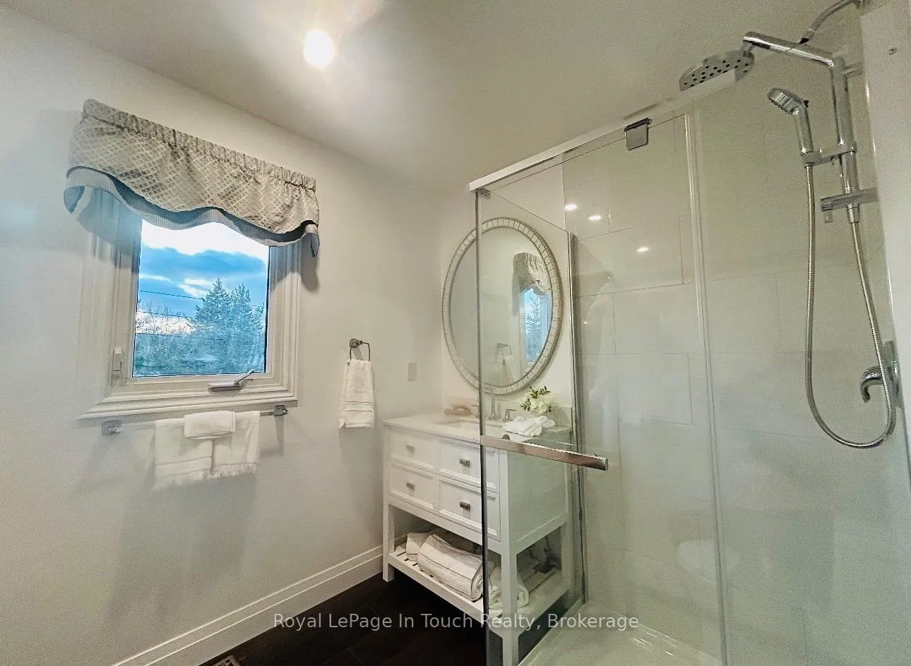 Photo 21 of 153 Ferndale Drive S, Barrie, Ardagh — HOMEH