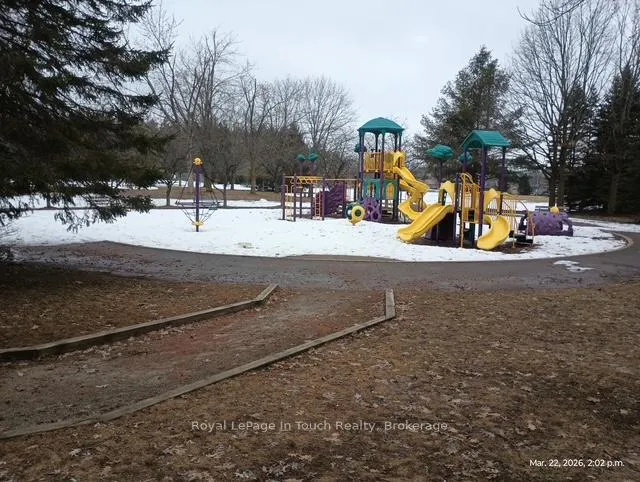 Photo 37 of 153 Ferndale Drive S, Barrie, Ardagh — HOMEH