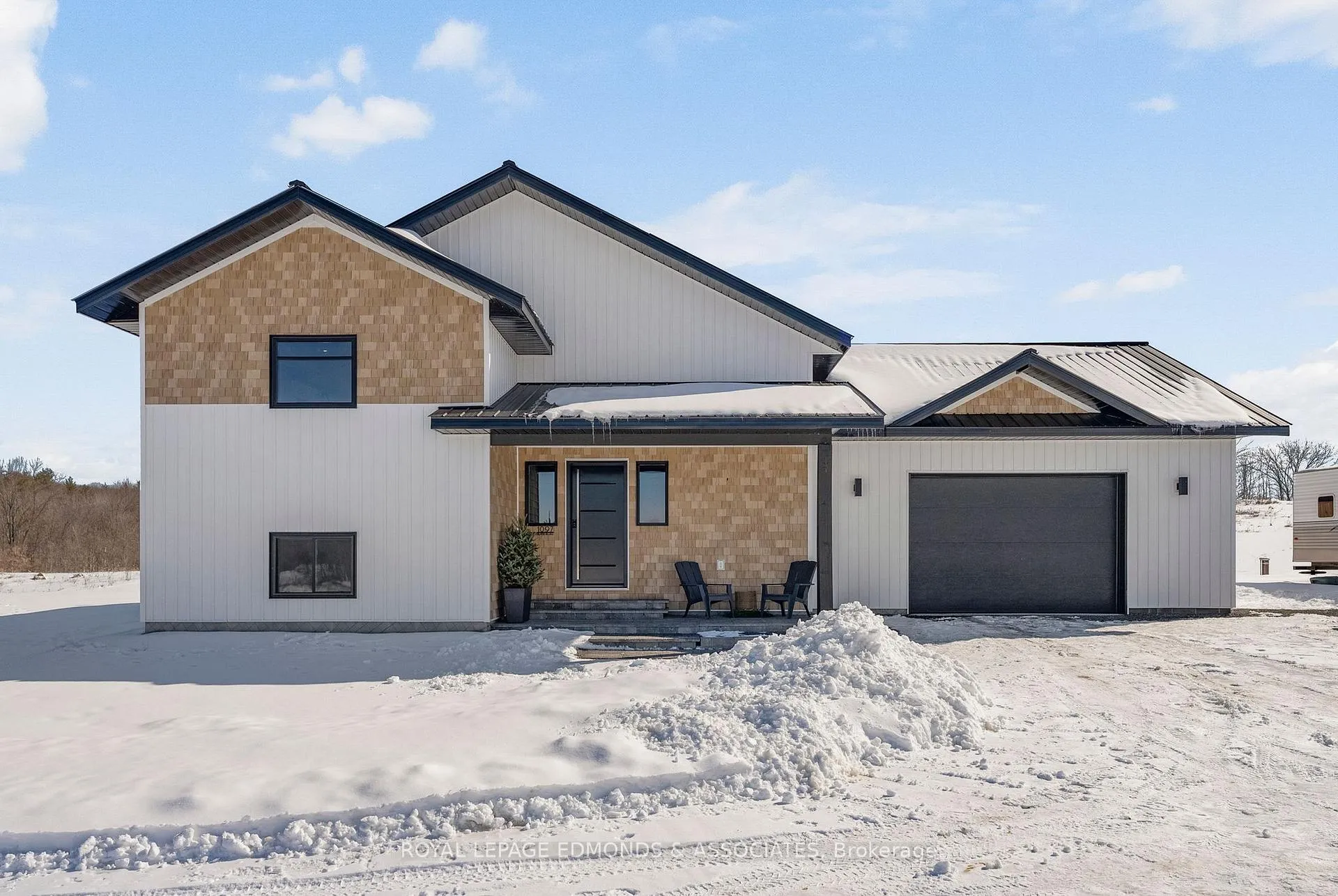 Photo 6 of 1097 Sutherland Road, Whitewater Region, Whitewater Region — HOMEH