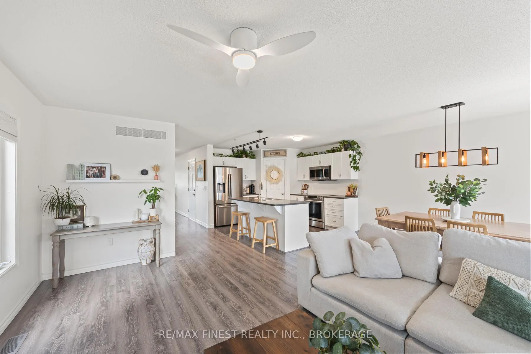 Photo 17 of 37 Brennan Crescent, Loyalist, Odessa — HOMEH