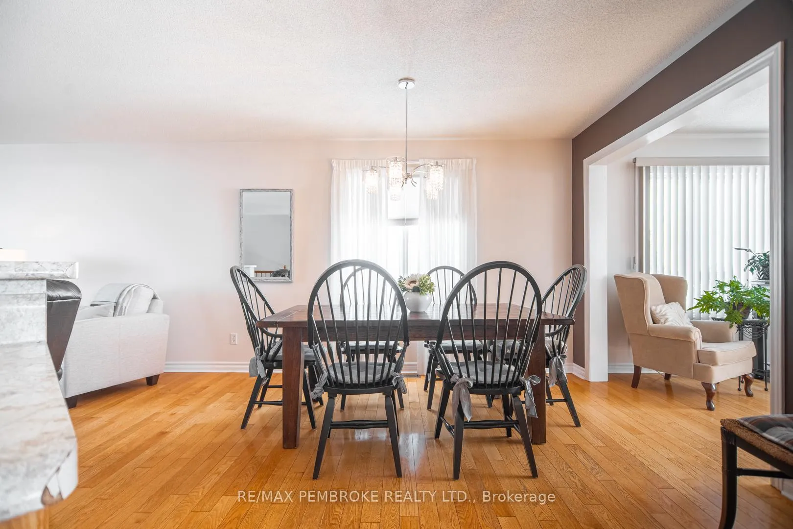 Photo 10 of 529 Angus Campbell Drive, Pembroke — HOMEH