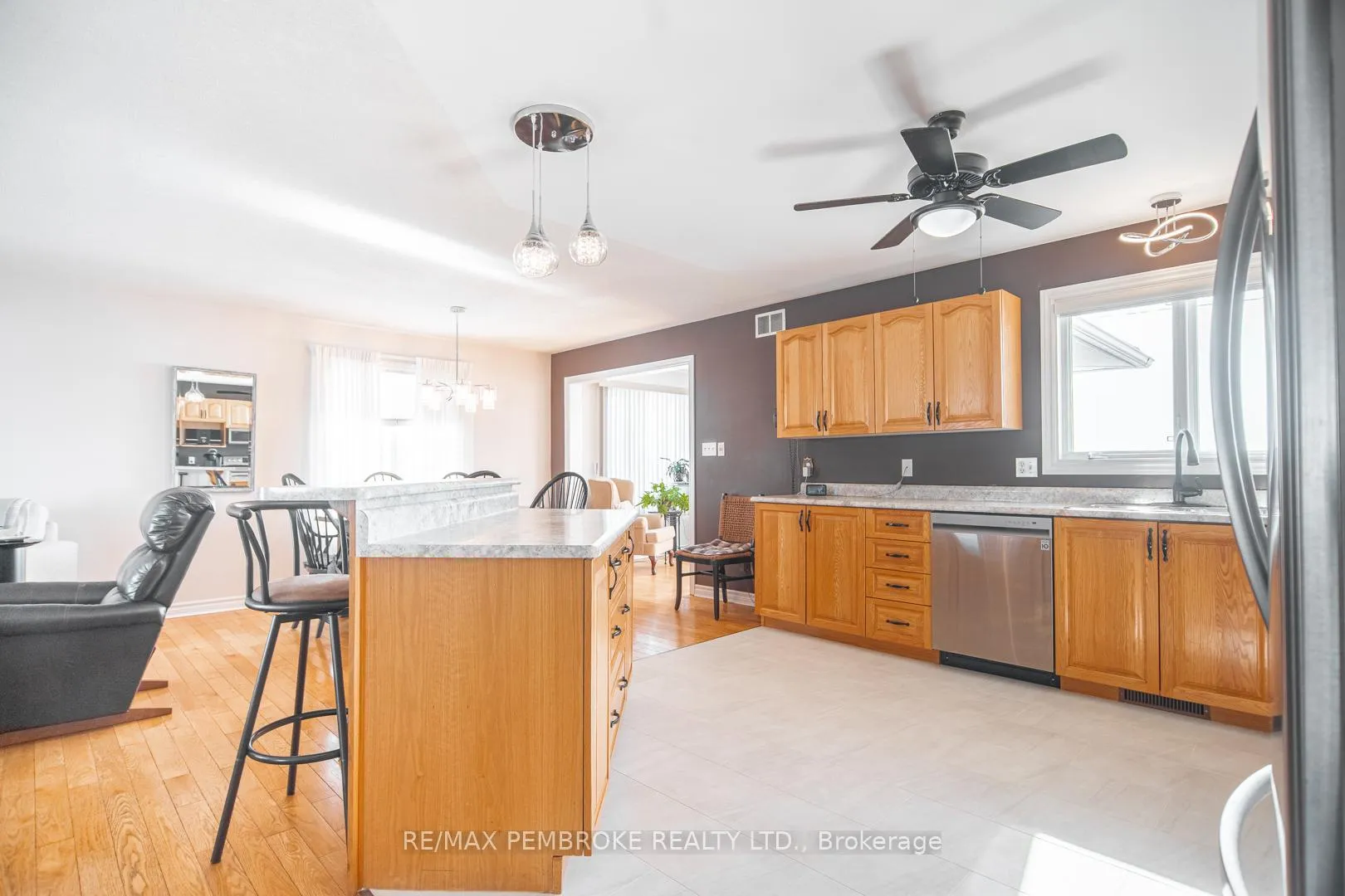 Photo 12 of 529 Angus Campbell Drive, Pembroke — HOMEH