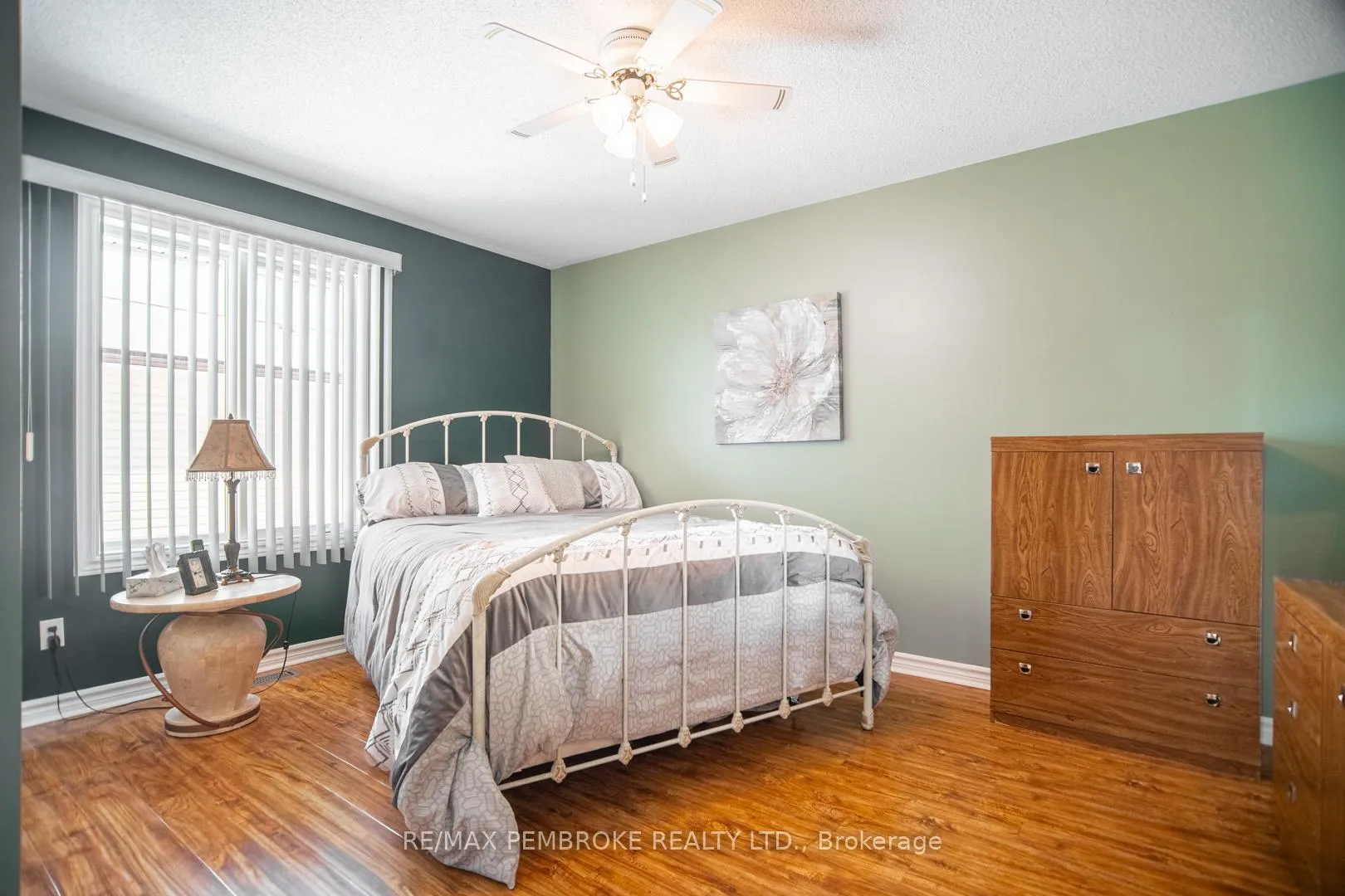 Photo 14 of 529 Angus Campbell Drive, Pembroke — HOMEH