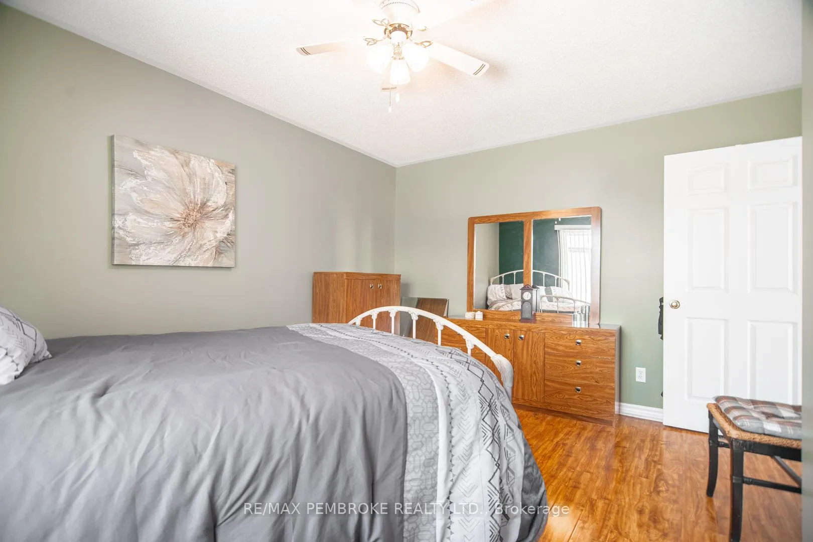 Photo 15 of 529 Angus Campbell Drive, Pembroke — HOMEH
