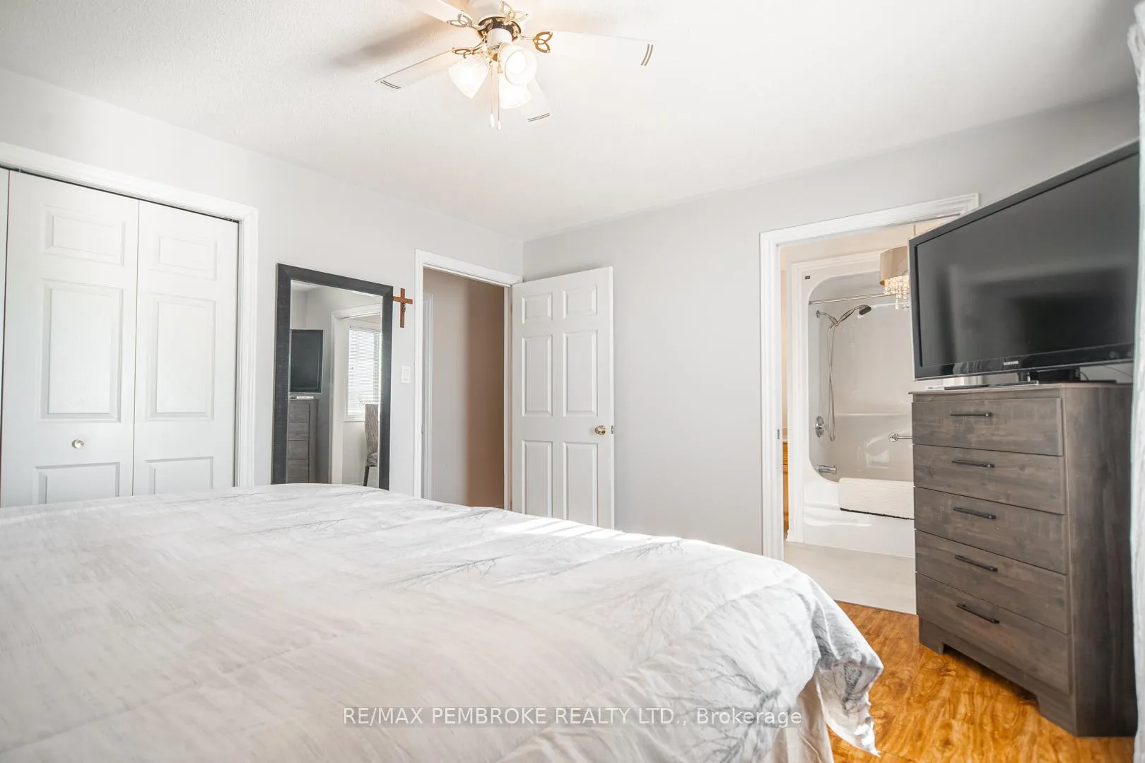 Photo 18 of 529 Angus Campbell Drive, Pembroke — HOMEH
