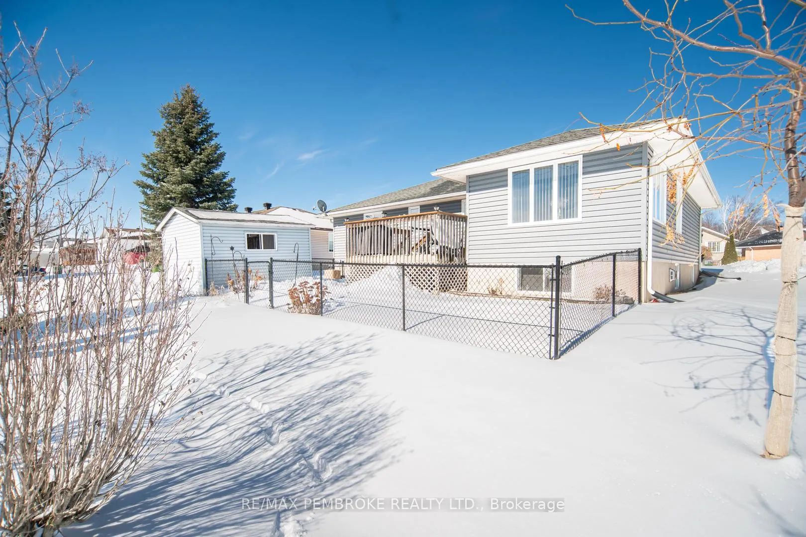 Photo 45 of 529 Angus Campbell Drive, Pembroke — HOMEH