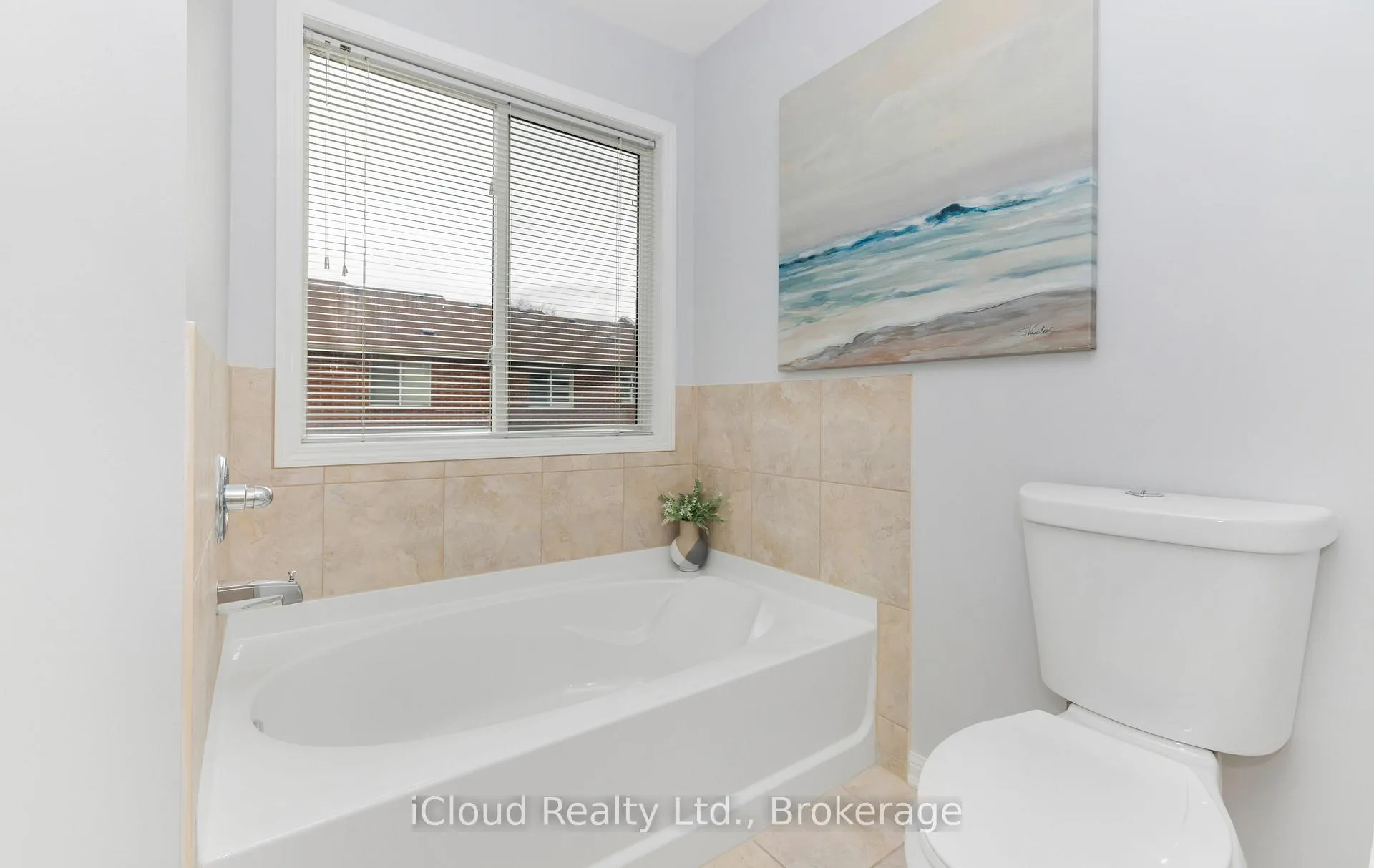 Photo 25 of 935 Vickerman Way, Milton, Coates — HOMEH