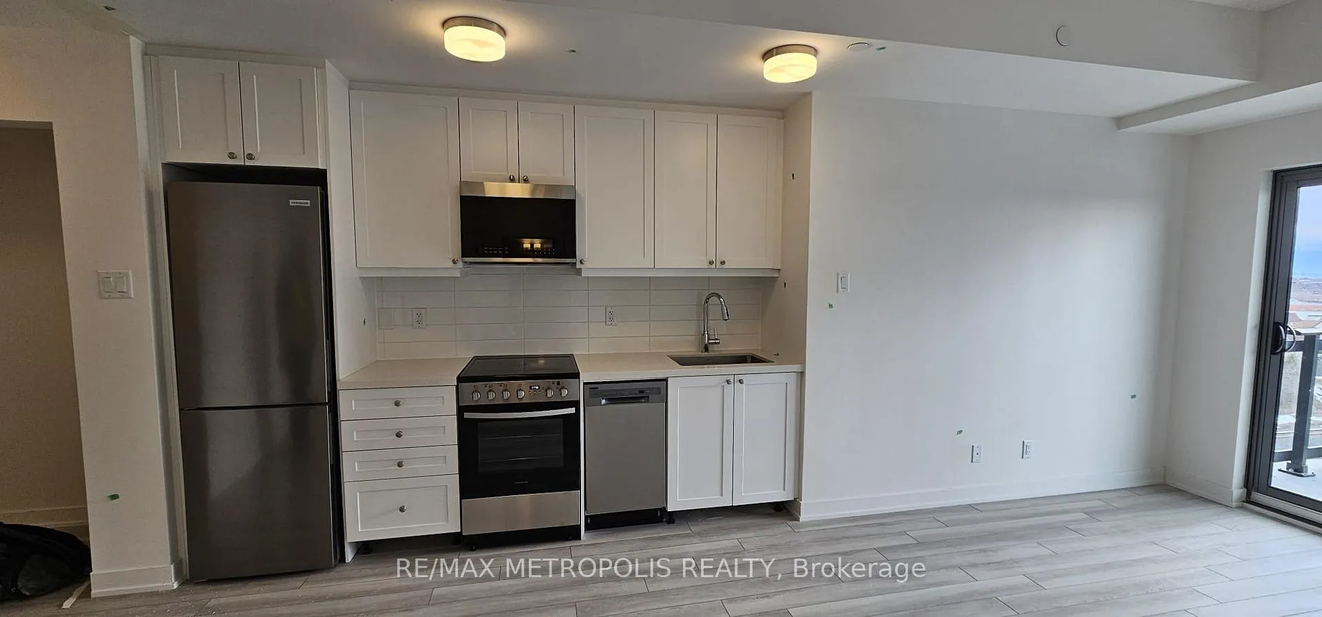 Front of Unit 901, 55 Clarington Boulevard