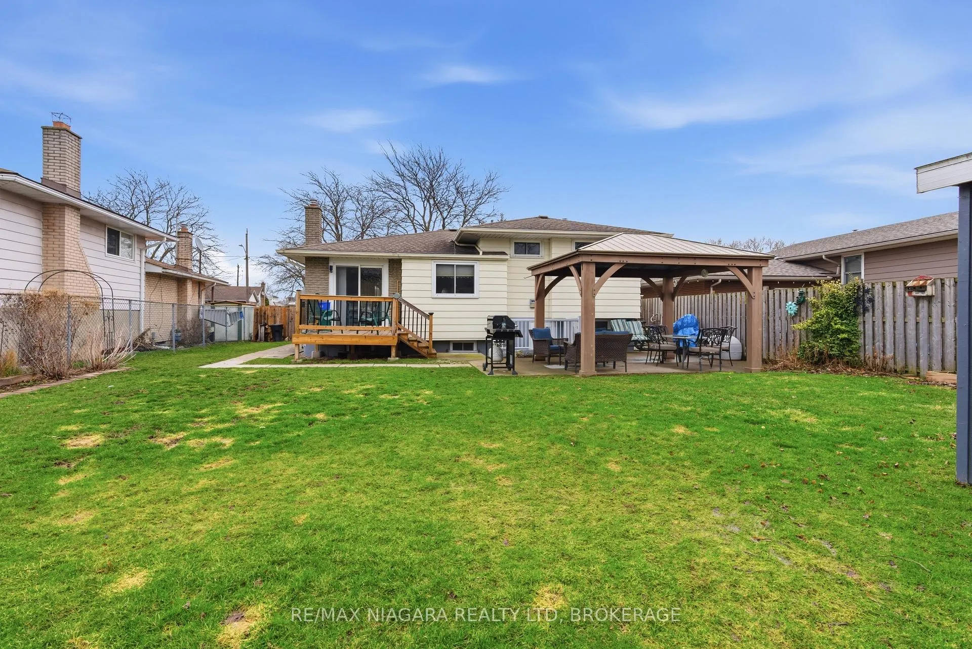 Photo 32 of 57 Meredith Drive, St. Catharines, Carlton/Bunting — HOMEH