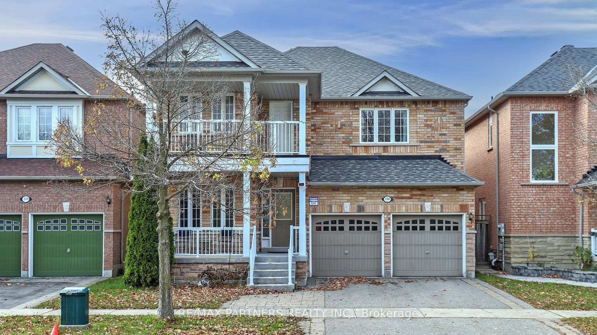 Front of 240 Swan Park Road