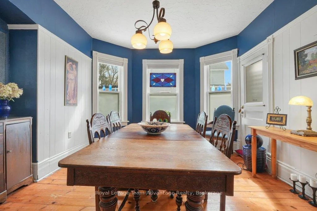 Photo 12 of 79 Gibson Street, Parry Sound — HOMEH