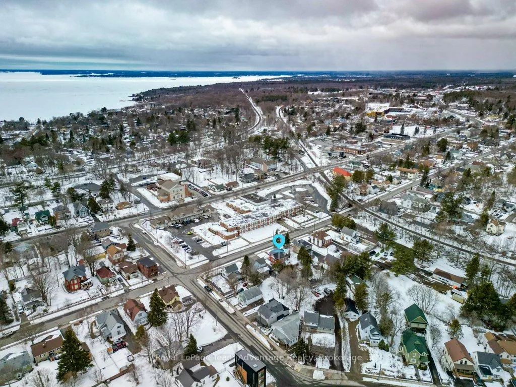 Photo 36 of 79 Gibson Street, Parry Sound — HOMEH
