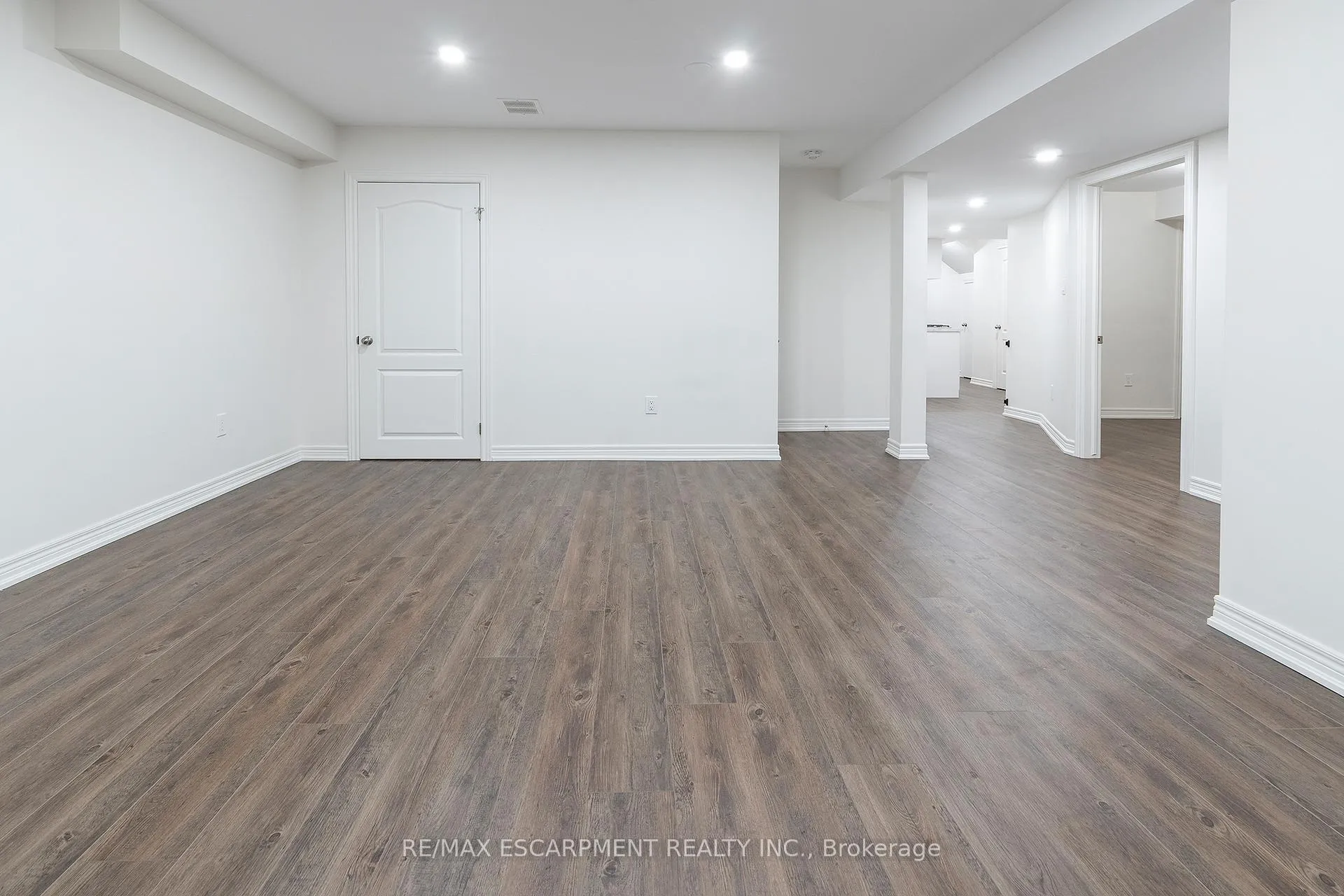 Photo 10 of Unit Lower, 22 Whithorn Crescent, Haldimand — HOMEH