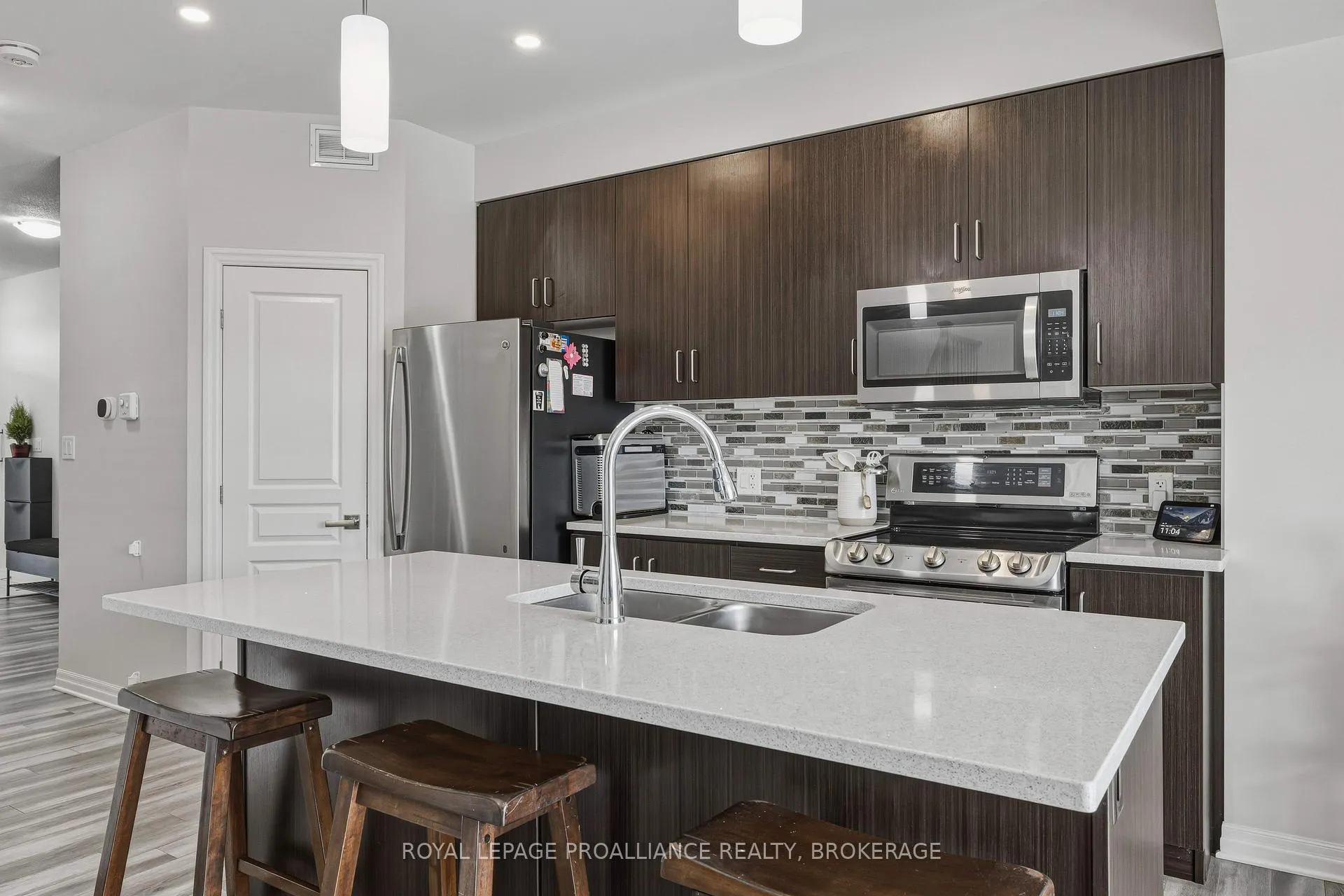 Photo 12 of 894 Riverview Way, Kingston, Kingston East (Incl Barret Crt) — HOMEH