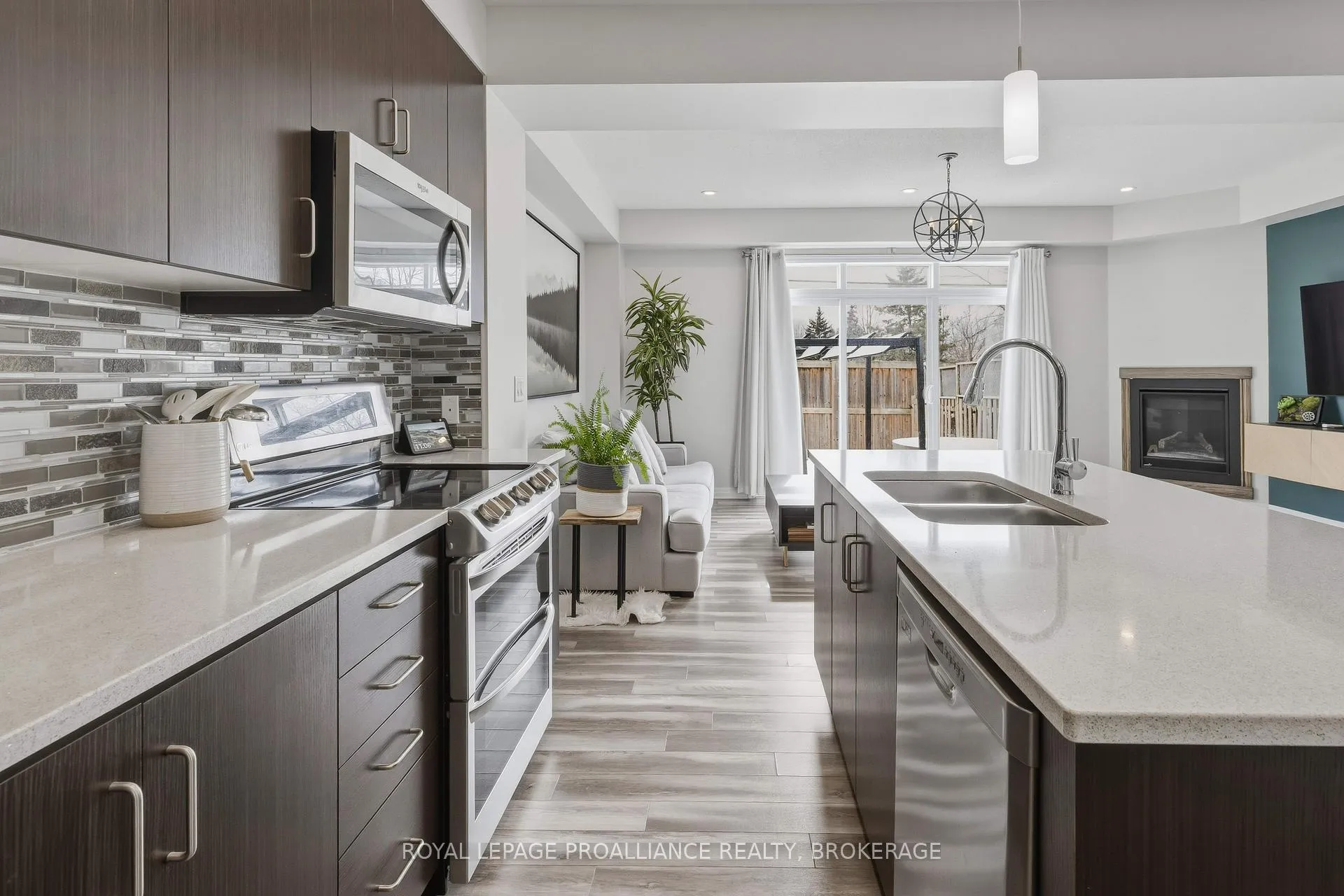 Photo 13 of 894 Riverview Way, Kingston, Kingston East (Incl Barret Crt) — HOMEH