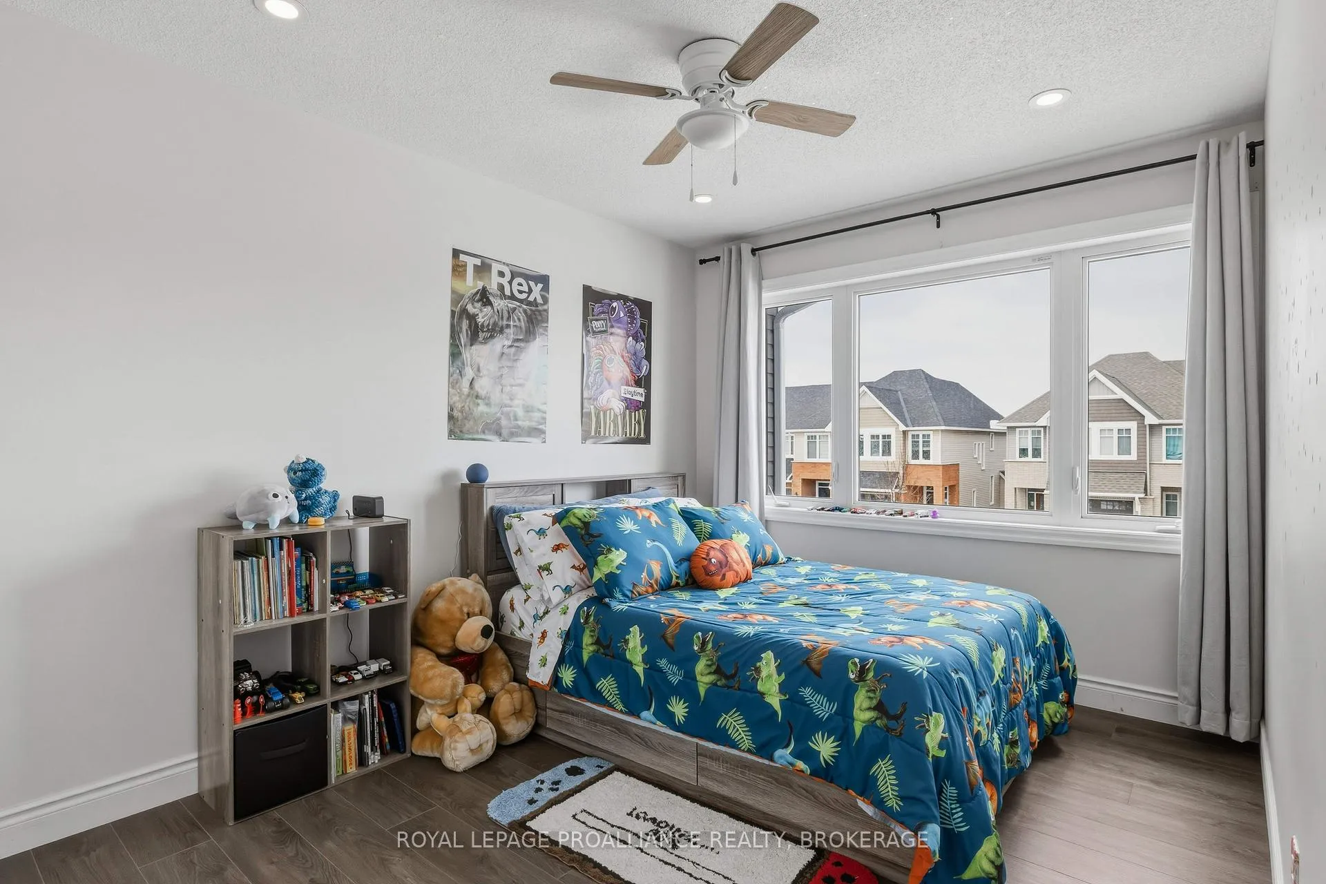 Photo 24 of 894 Riverview Way, Kingston, Kingston East (Incl Barret Crt) — HOMEH