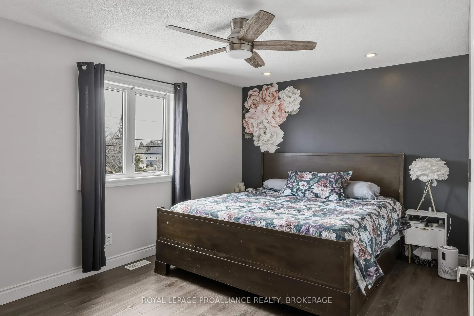 Photo 28 of 894 Riverview Way, Kingston, Kingston East (Incl Barret Crt) — HOMEH