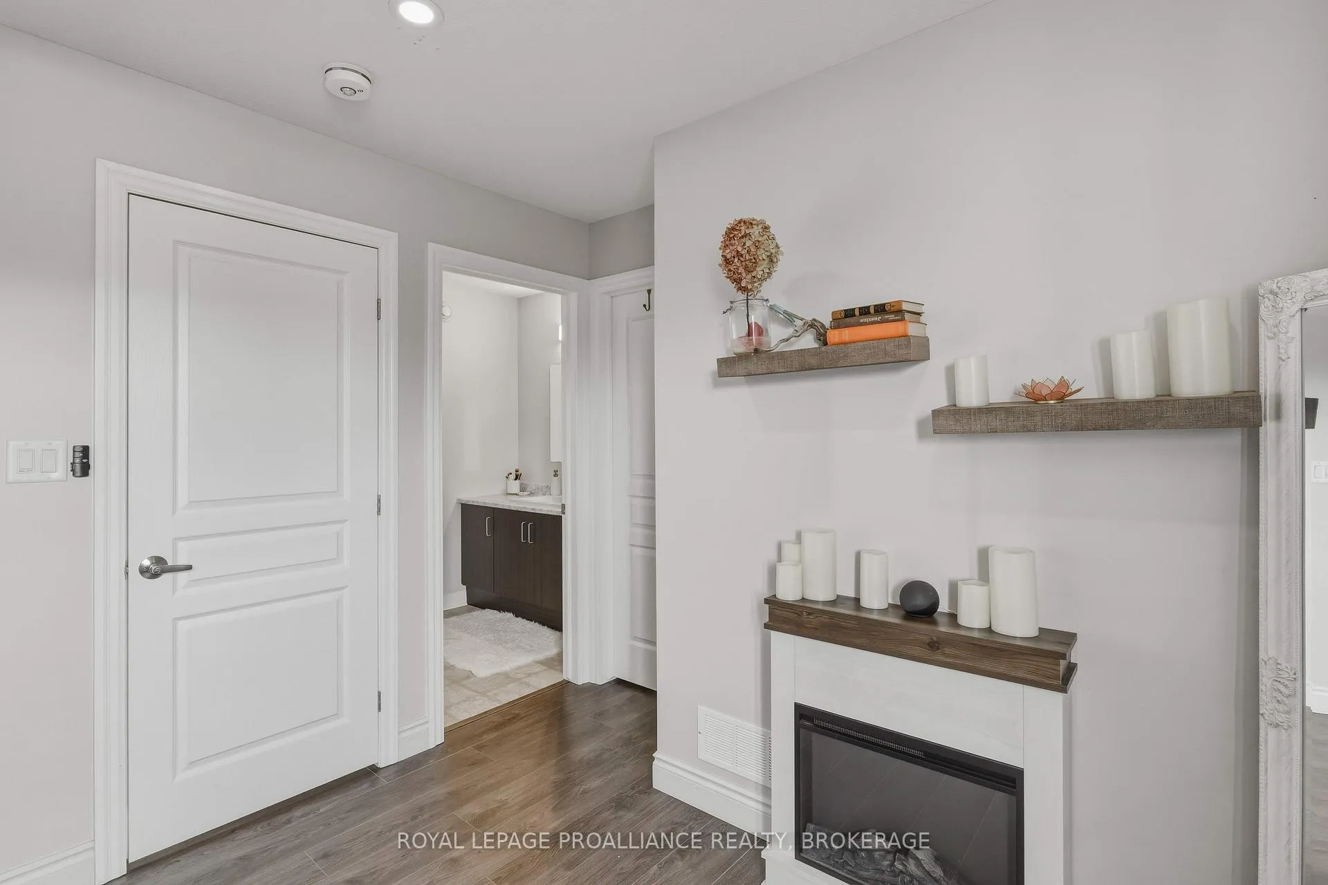 Photo 29 of 894 Riverview Way, Kingston, Kingston East (Incl Barret Crt) — HOMEH