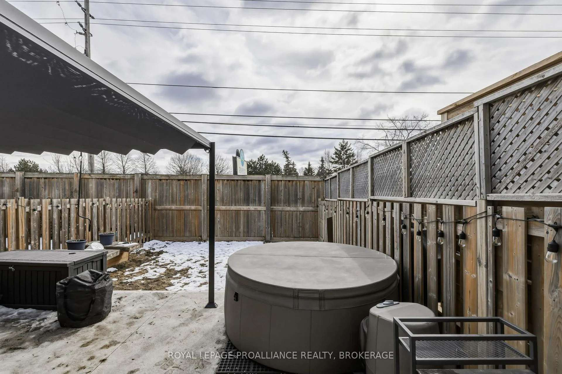 Photo 32 of 894 Riverview Way, Kingston, Kingston East (Incl Barret Crt) — HOMEH
