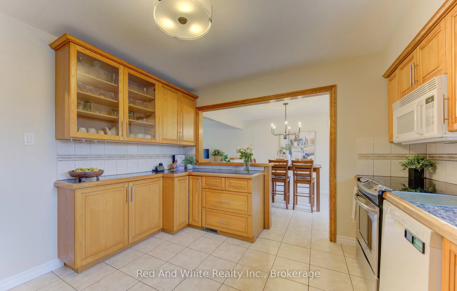 Photo 18 of 64 Wilkins Drive, Kitchener — HOMEH
