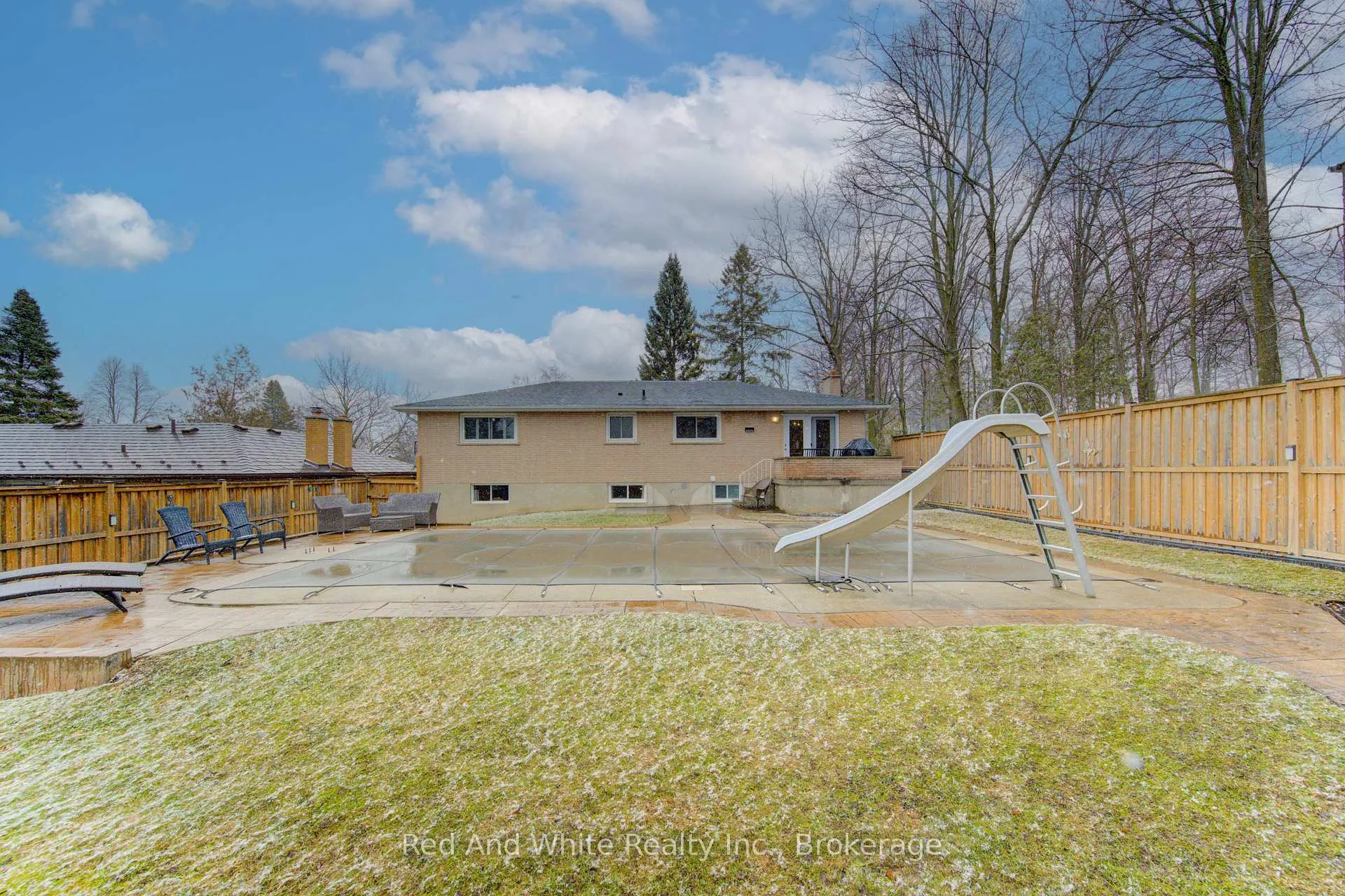 Photo 35 of 64 Wilkins Drive, Kitchener — HOMEH