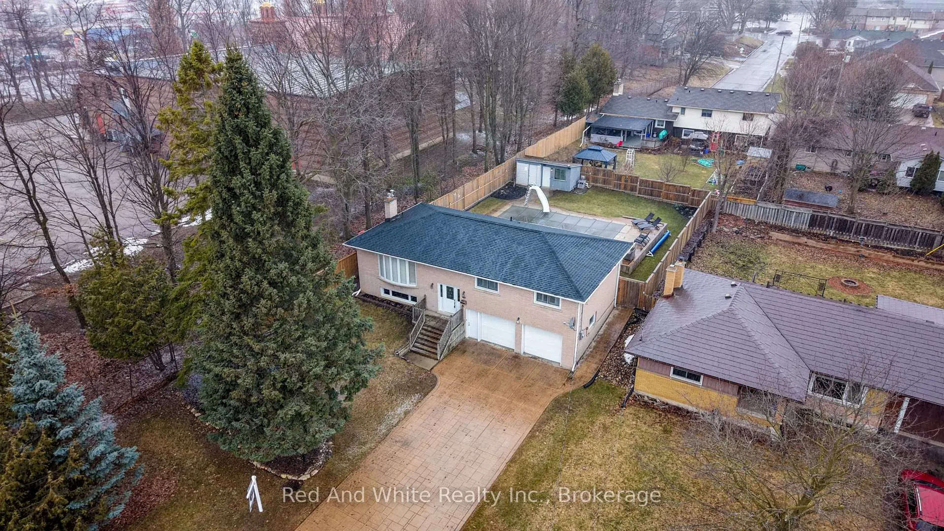 Photo 38 of 64 Wilkins Drive, Kitchener — HOMEH