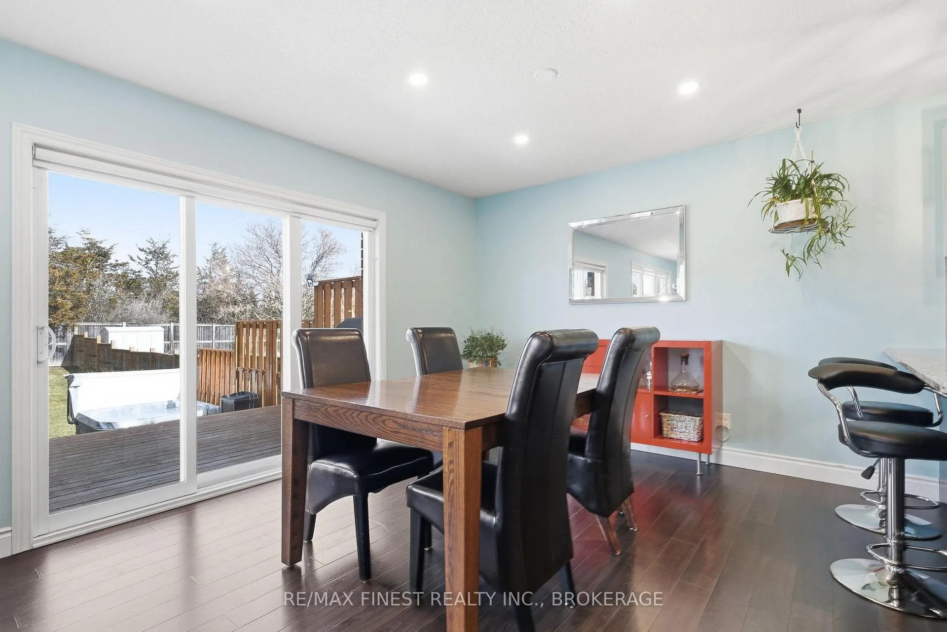 Photo 10 of 19 Freedom Crescent, Quinte West, Sidney Ward — HOMEH