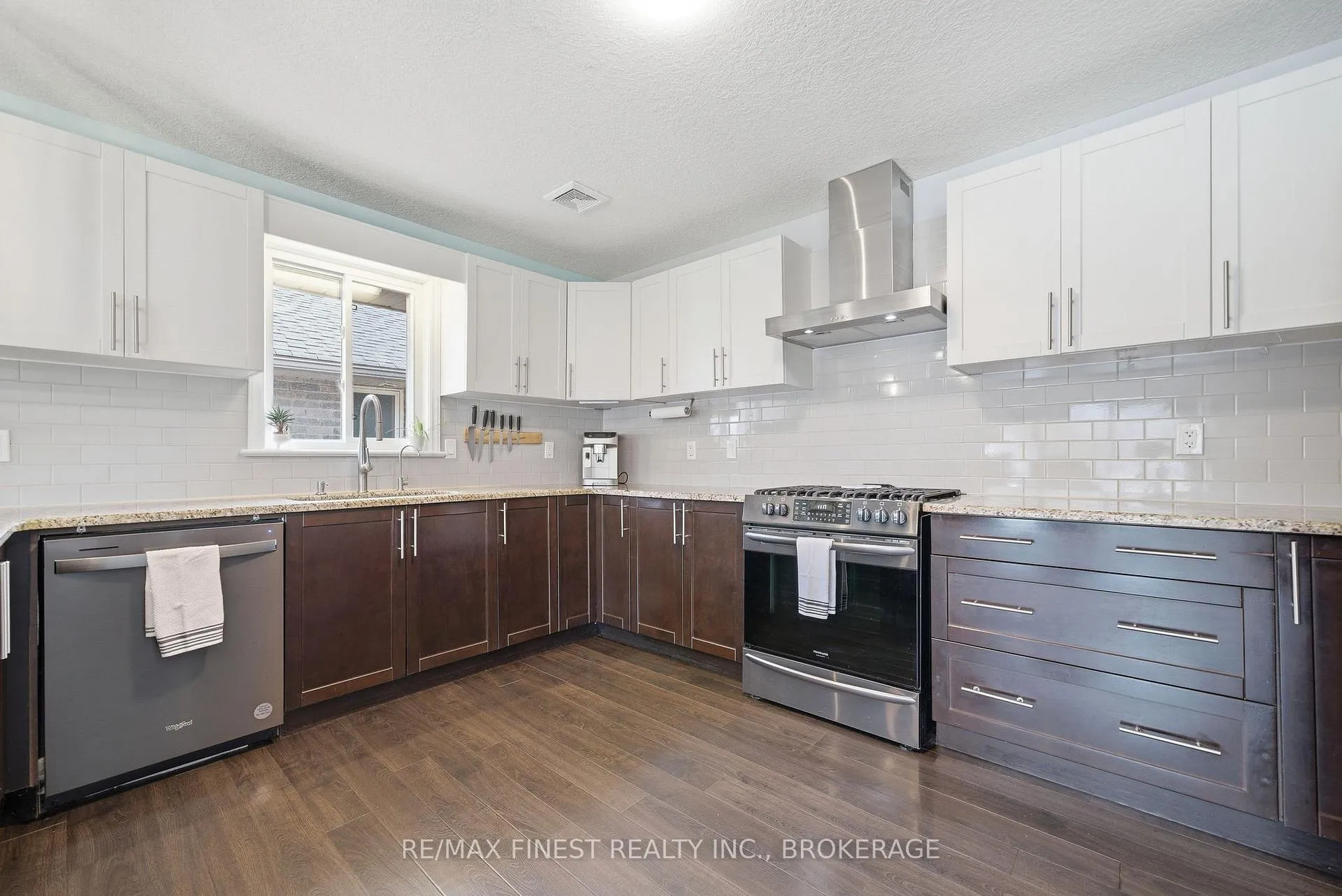 Photo 12 of 19 Freedom Crescent, Quinte West, Sidney Ward — HOMEH