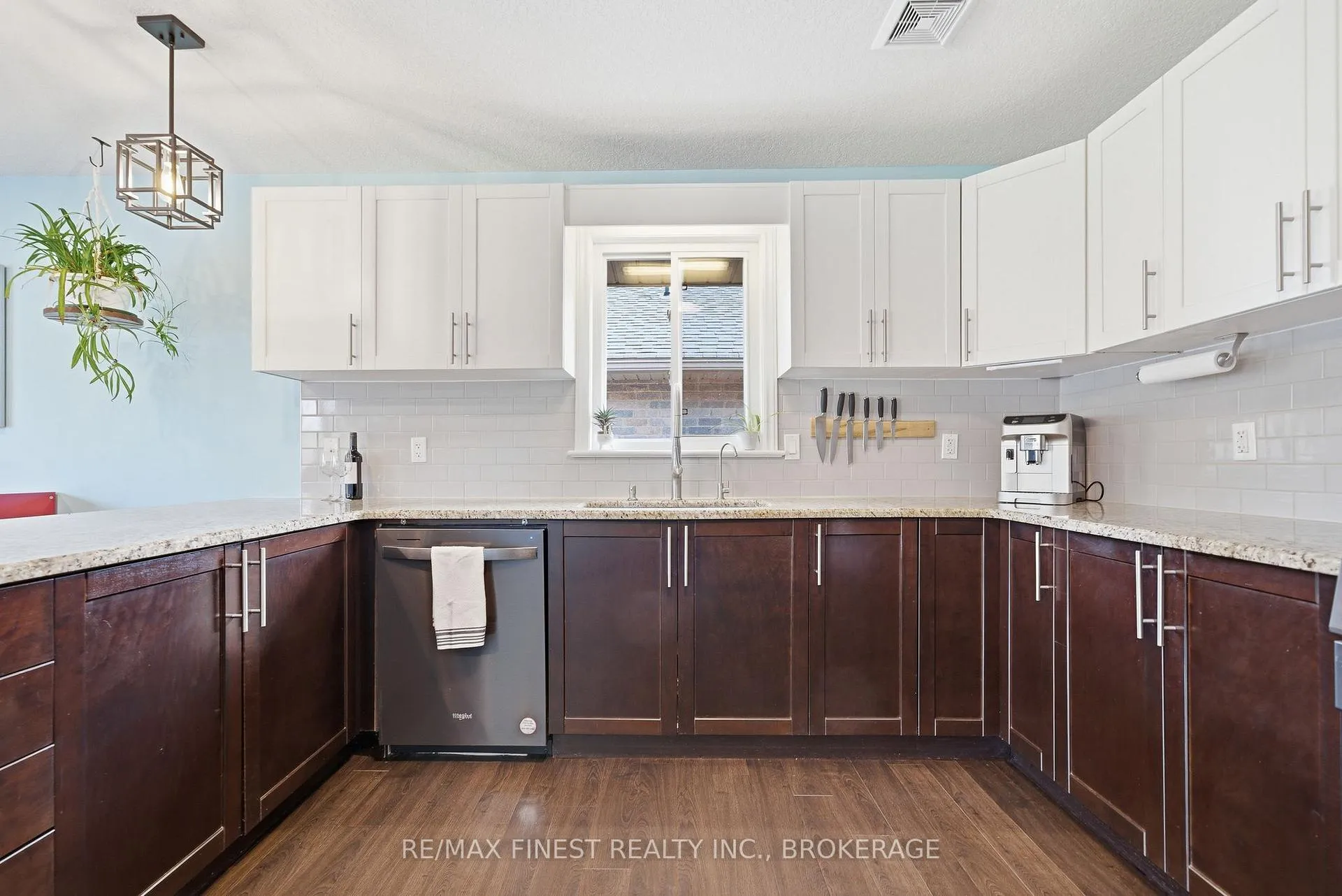 Photo 13 of 19 Freedom Crescent, Quinte West, Sidney Ward — HOMEH