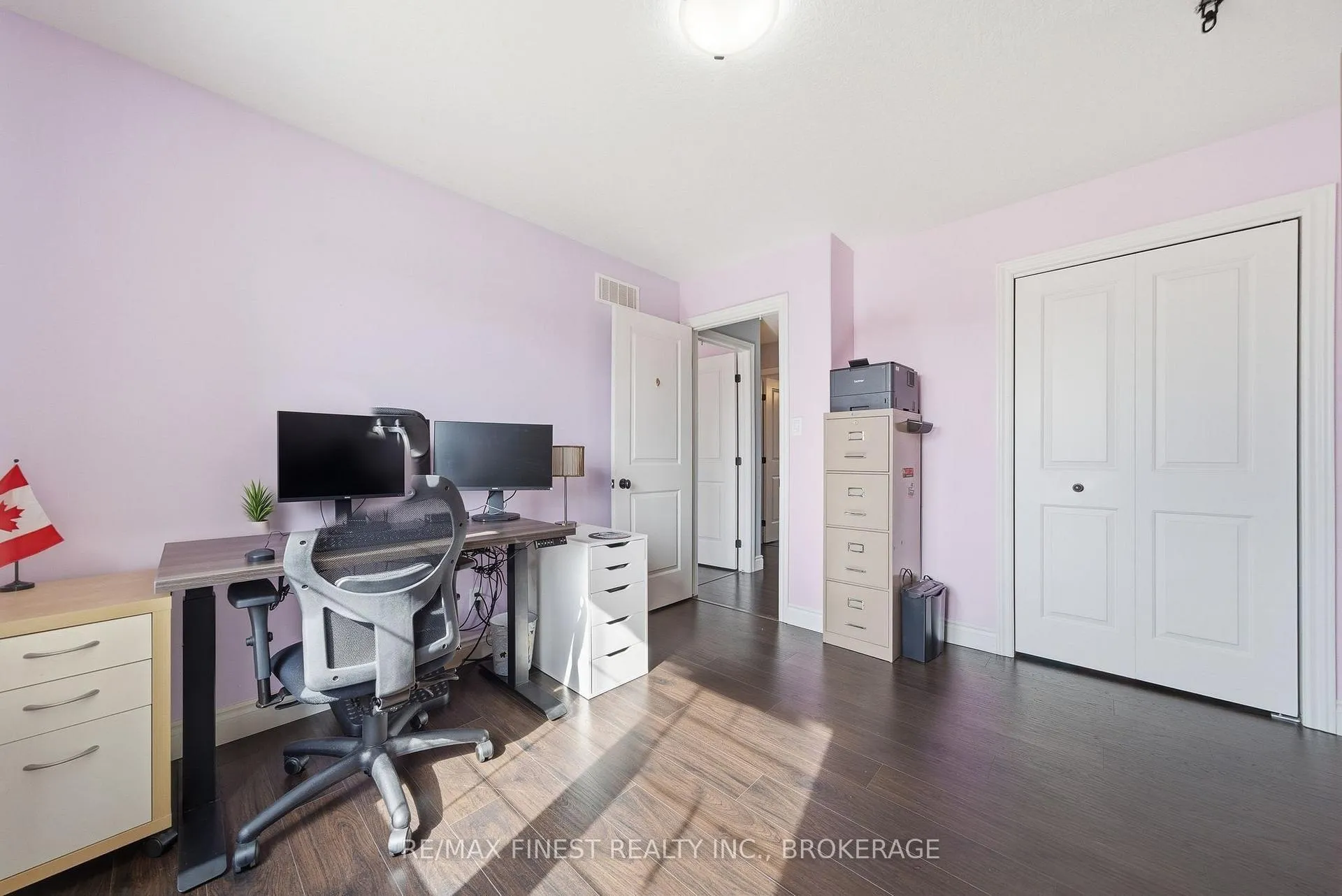 Photo 16 of 19 Freedom Crescent, Quinte West, Sidney Ward — HOMEH