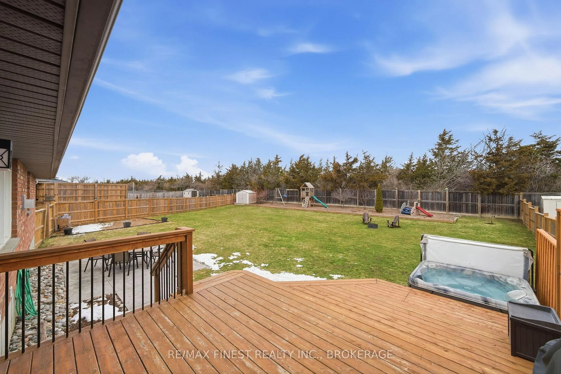 Photo 37 of 19 Freedom Crescent, Quinte West, Sidney Ward — HOMEH