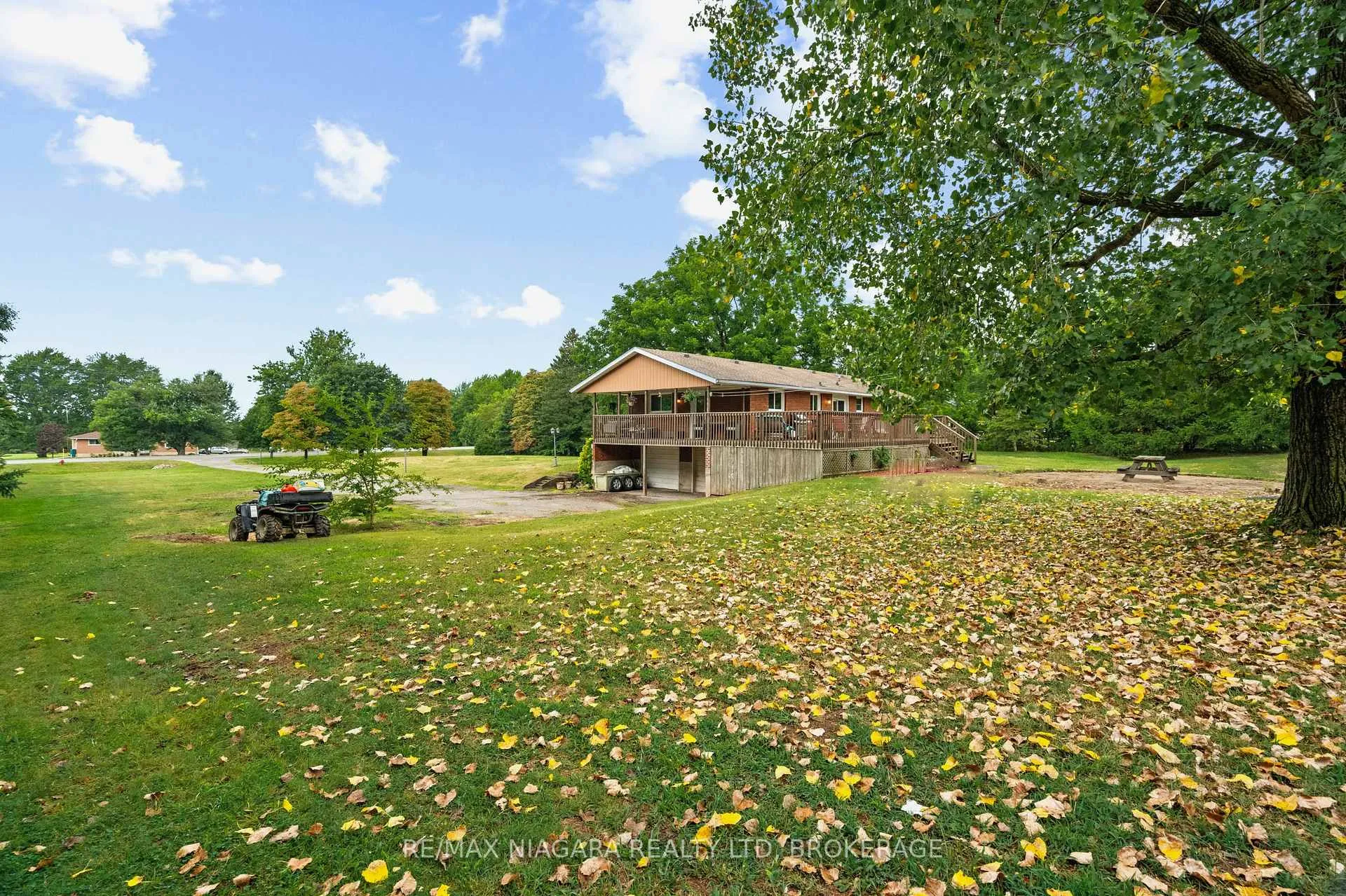 Photo 4 of 594 Doans Ridge Road, Welland, Cooks Mills — HOMEH