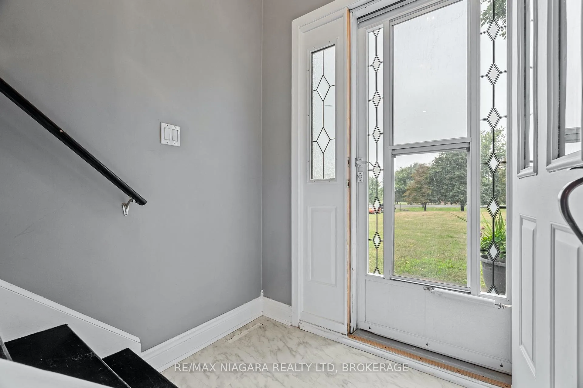 Photo 7 of 594 Doans Ridge Road, Welland, Cooks Mills — HOMEH