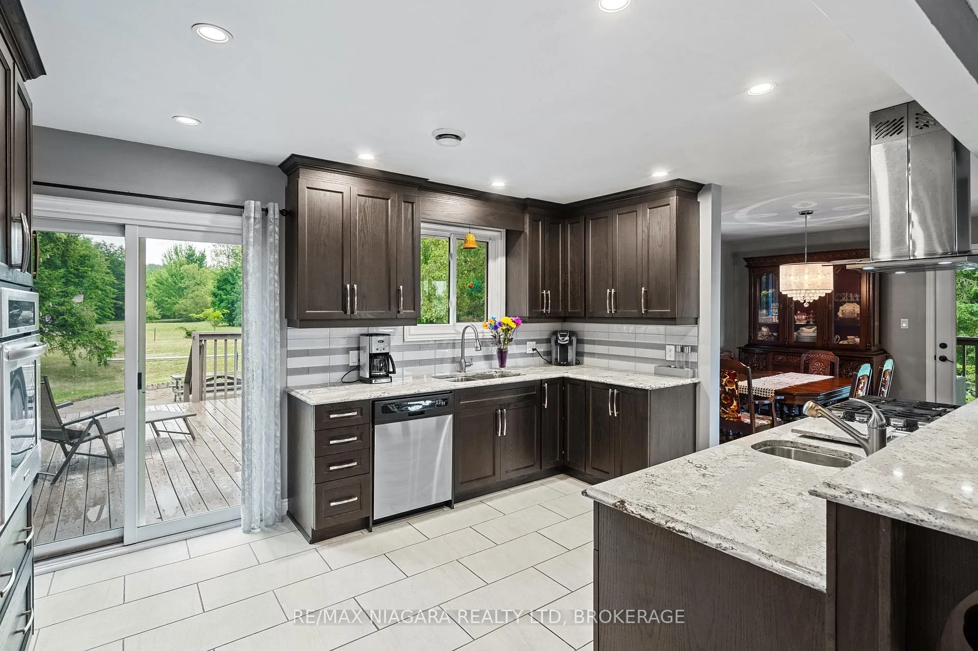 Photo 14 of 594 Doans Ridge Road, Welland, Cooks Mills — HOMEH