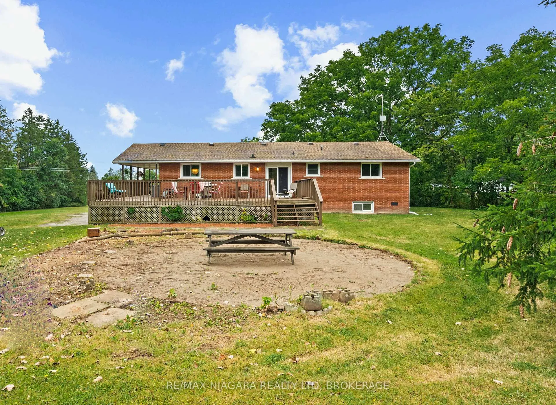 Photo 33 of 594 Doans Ridge Road, Welland, Cooks Mills — HOMEH