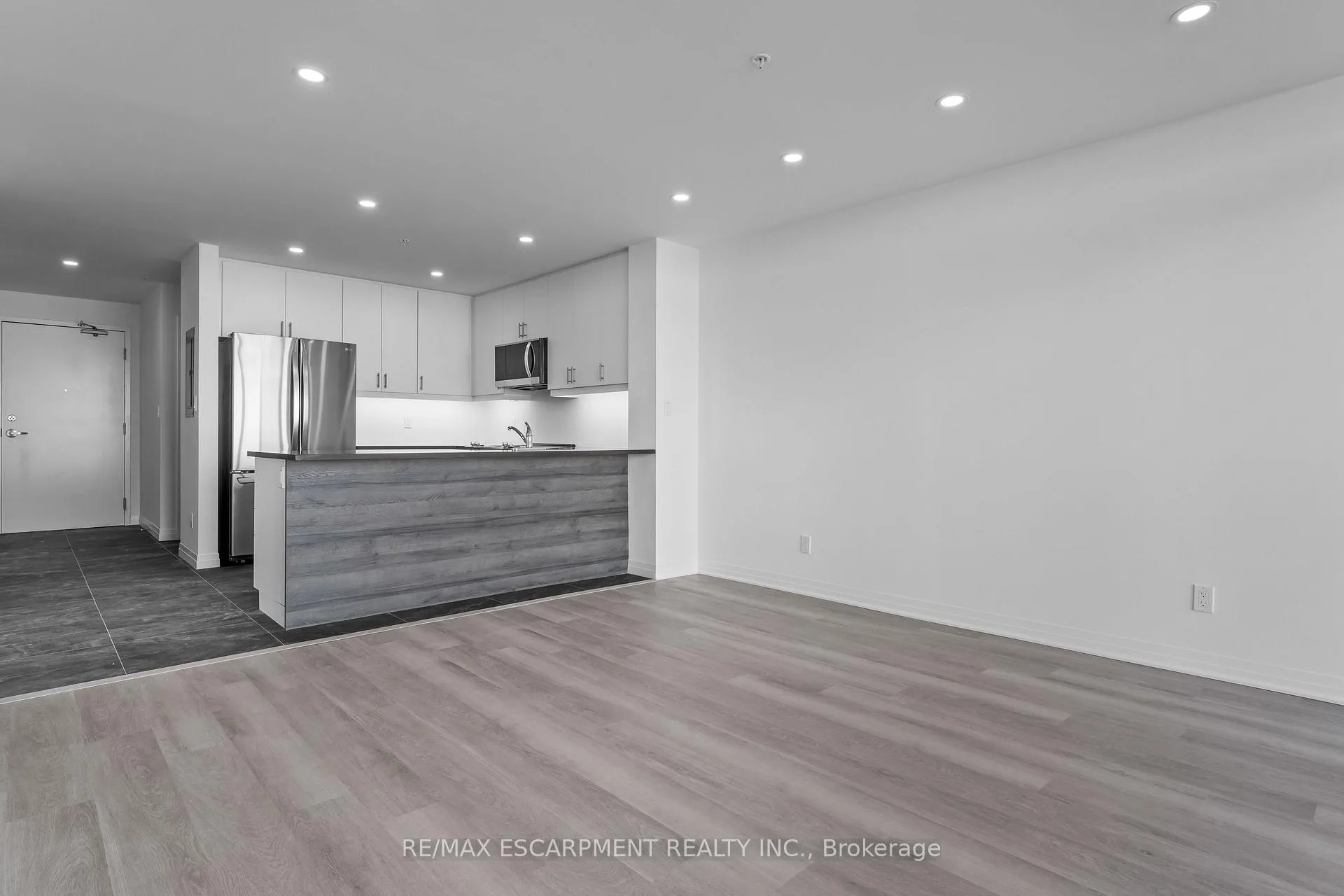 Photo 18 of Unit 504, 5 Hamilton Street, Hamilton, Waterdown — HOMEH