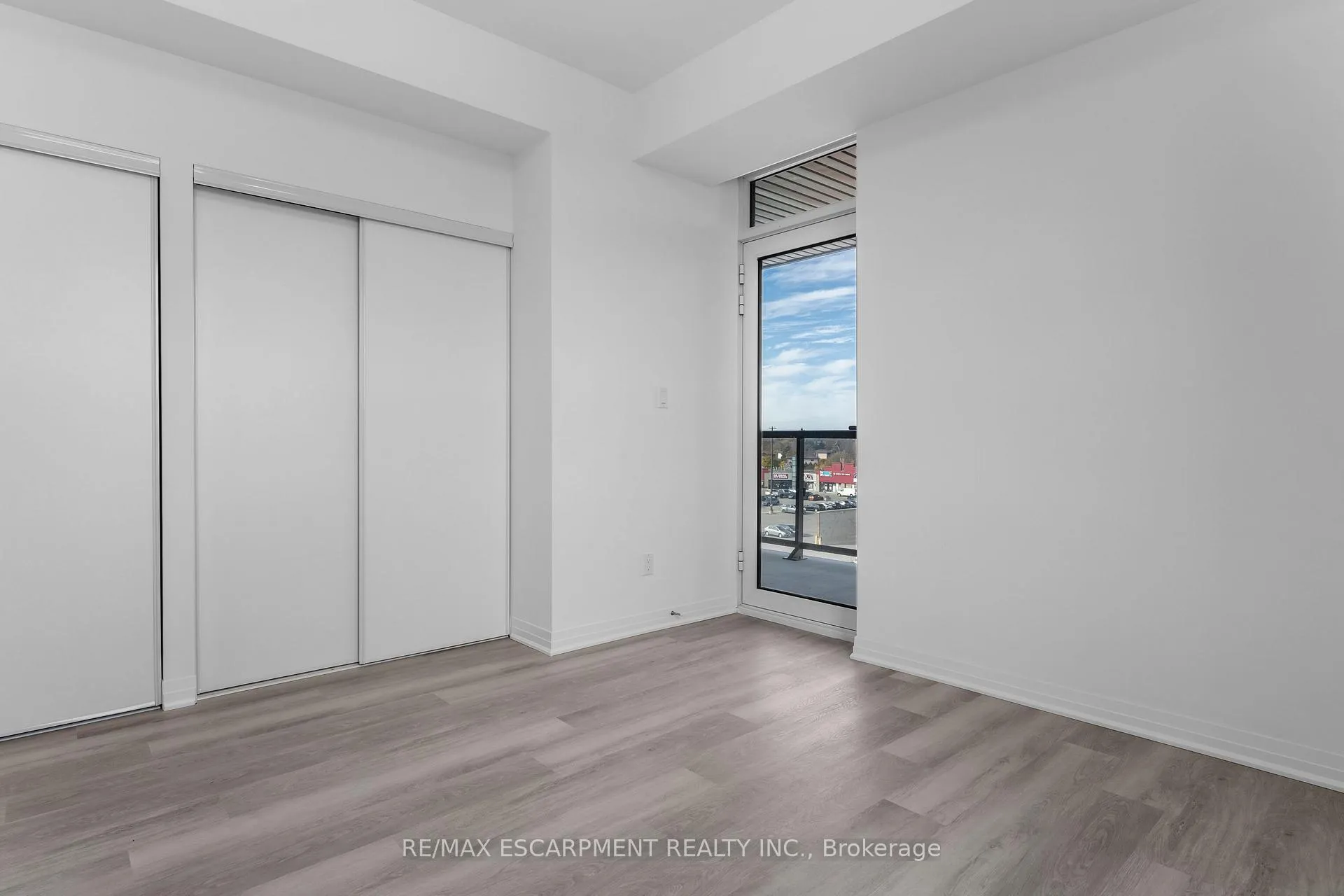 Photo 25 of Unit 504, 5 Hamilton Street, Hamilton, Waterdown — HOMEH