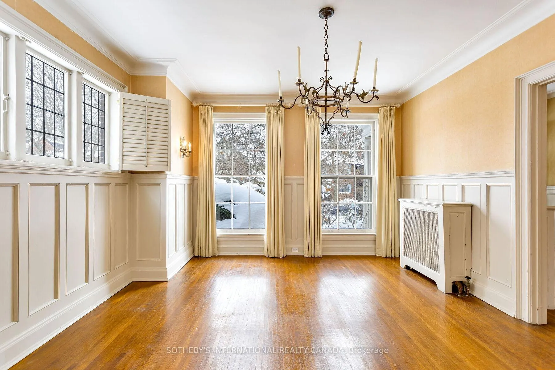 Photo 17 of 16 Rose Park Crescent, Toronto, Rosedale-Moore Park — HOMEH