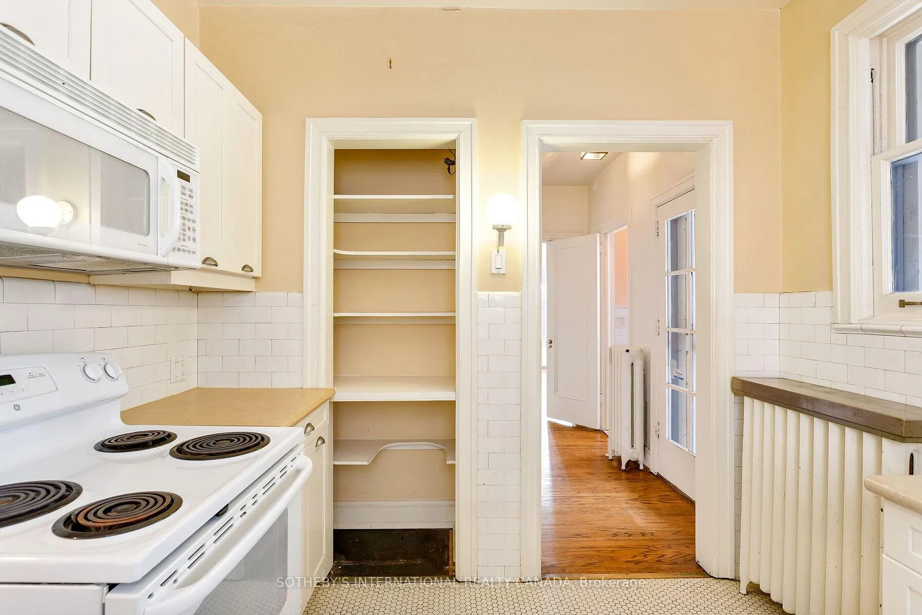 Photo 23 of 16 Rose Park Crescent, Toronto, Rosedale-Moore Park — HOMEH